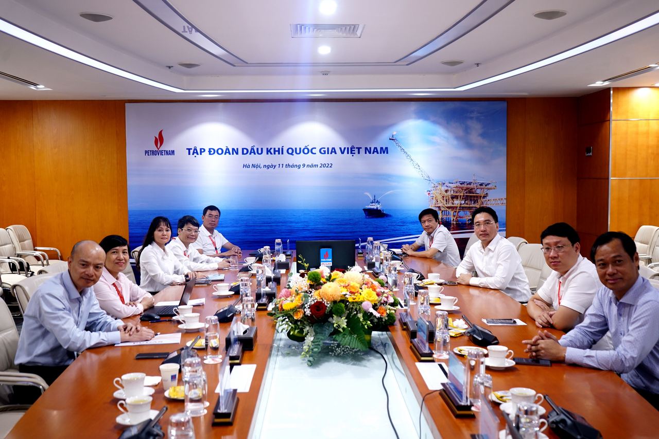 Thủ tướng Chính phủ Phạm Minh Chính làm việc với Petrovietnam Thủ tướng Chính phủ Phạm Minh Chính làm việc với Petrovietnam