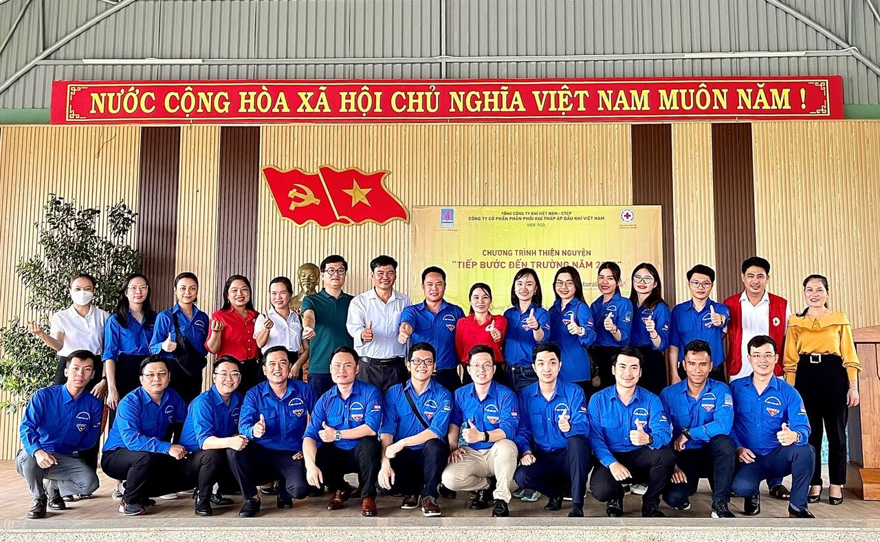 “Tiếp sức đến trường” – Rộn ràng mùa Khai giảng 2022