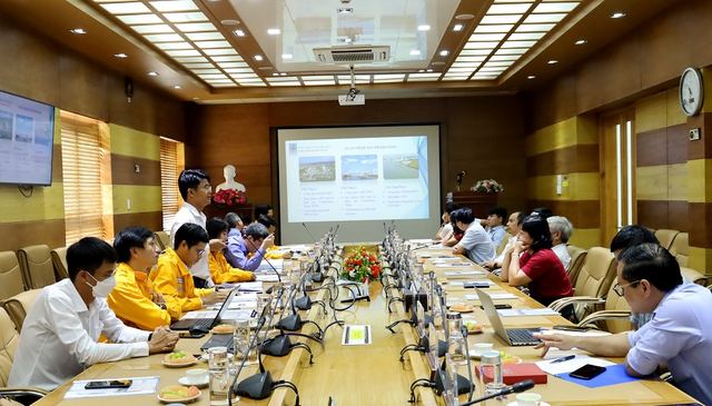 Trường Đại học Bách Khoa Hà Nội thăm và làm việc tại Kho Cảng PV GAS Vũng Tàu
