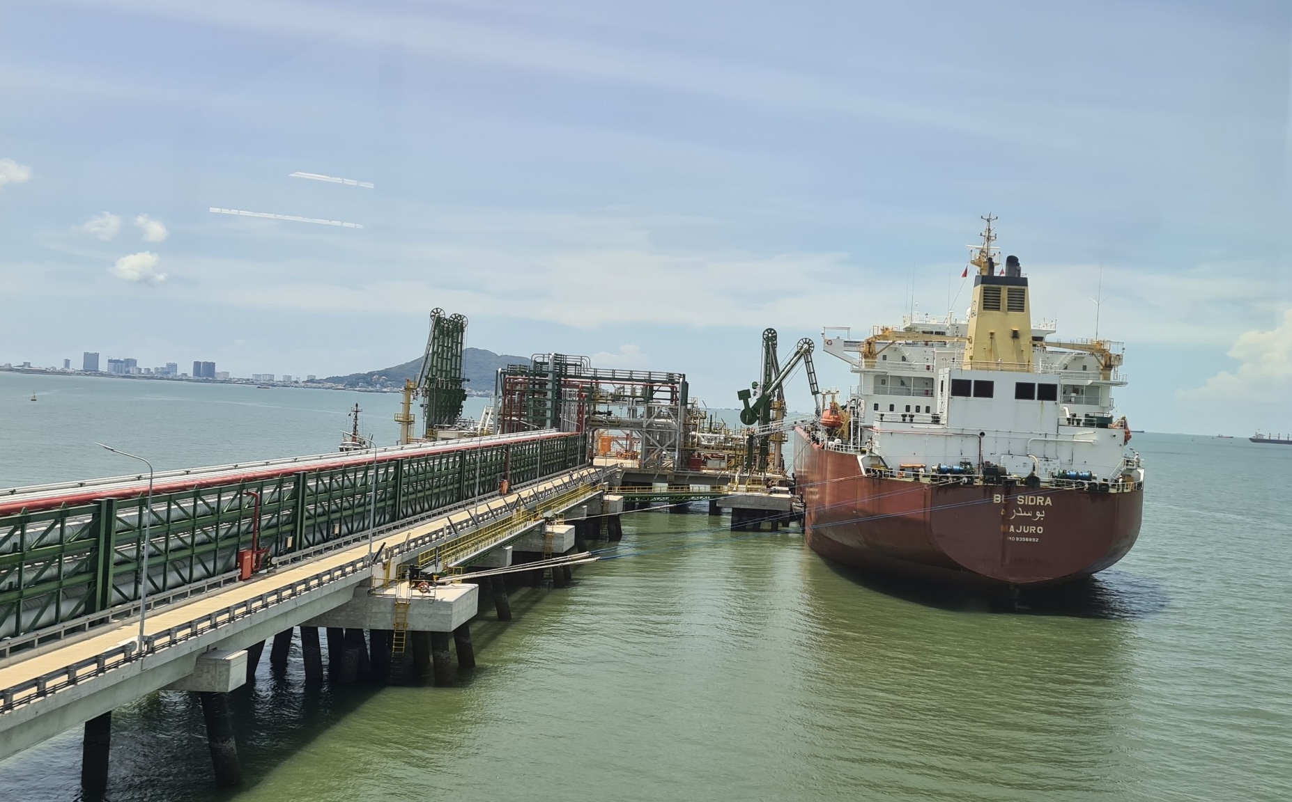 PVGAS TRADING CUNG CẤP CHUYẾN TÀU PROPANE LẠNH ĐẦU TIÊN CHO TỔ HỢP HOÁ DẦU LONG SƠN, ĐÁNH DẤU BƯỚC PHÁT TRIỂN MỚI TRONG CHIẾN LƯỢC KINH DOANH KHÍ PVGAS TRADING CUNG CẤP CHUYẾN TÀU PROPANE LẠNH ĐẦU TIÊN CHO TỔ HỢP HOÁ DẦU LONG SƠN, ĐÁNH DẤU BƯỚC PHÁT TRIỂN MỚI TRONG CHIẾN LƯỢC KINH DOANH KHÍ