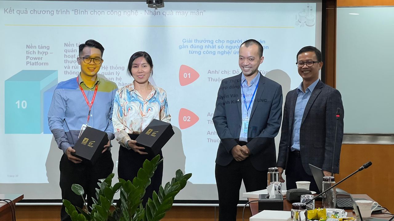 PV GAS tổ chức buổi hội thảo về Chuyển đổi số Art-of-Possible: “Energizing through Digital” PV GAS tổ chức buổi hội thảo về Chuyển đổi số Art-of-Possible: “Energizing through Digital”