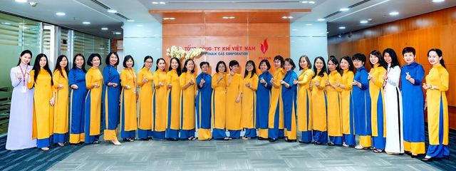 Warm programs to celebrate Vietnamese Women Warm programs to celebrate Vietnamese Women