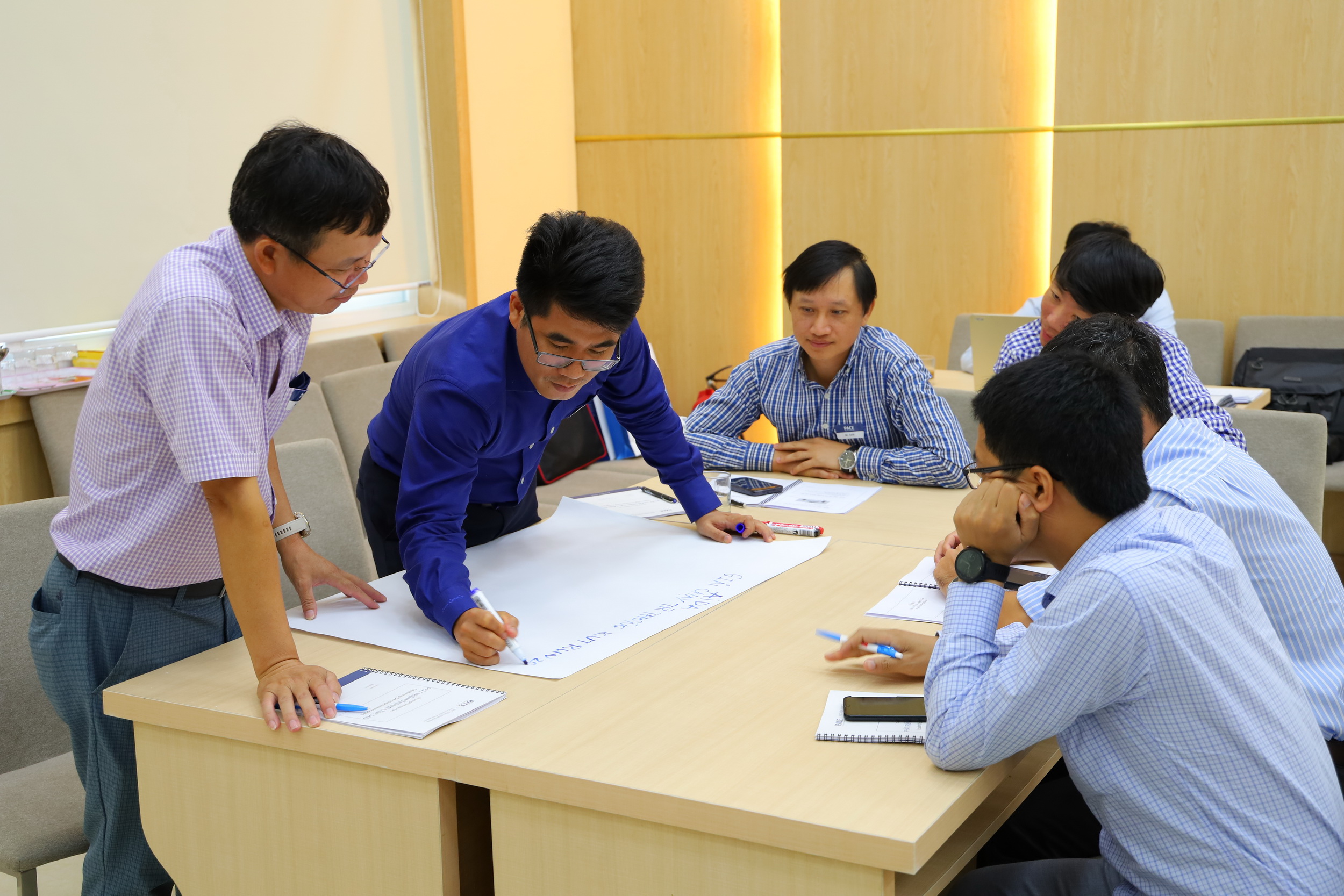 KVT hoàn thành chương trình đào tạo phát triển đội ngũ quản lý cấp trung KVT hoàn thành chương trình đào tạo phát triển đội ngũ quản lý cấp trung