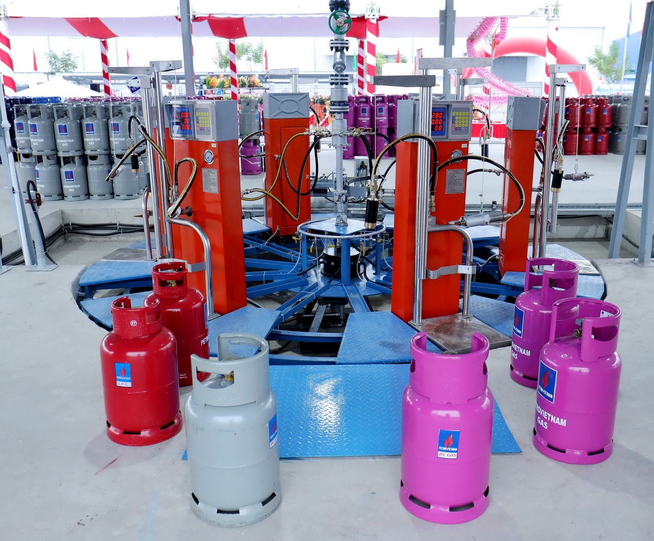 PV GAS LPG quảng bá bình gas PETROVIETNAM GAS tại nhiều tỉnh thành trong cả nước