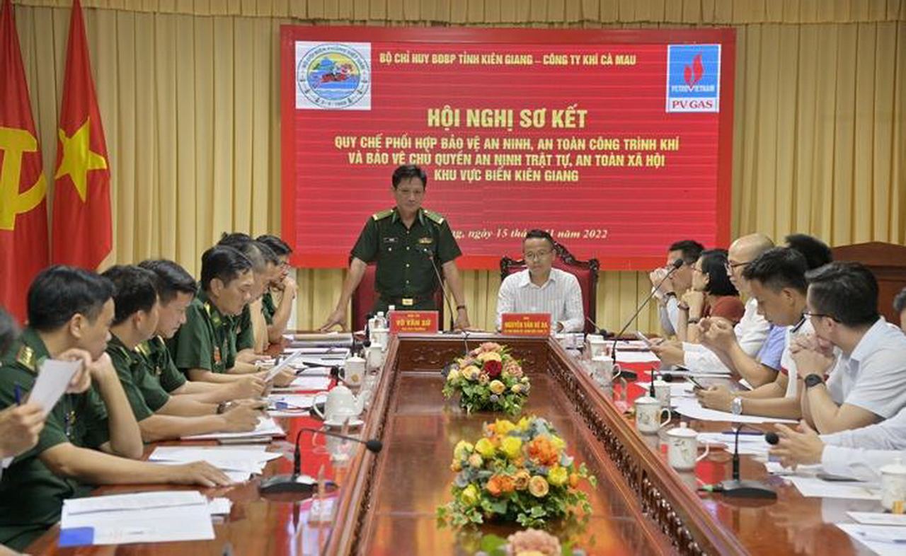 Bộ đội Biên phòng Kiên Giang và Công ty Khí Cà Mau sơ kết quy chế phối hợp Bộ đội Biên phòng Kiên Giang và Công ty Khí Cà Mau sơ kết quy chế phối hợp