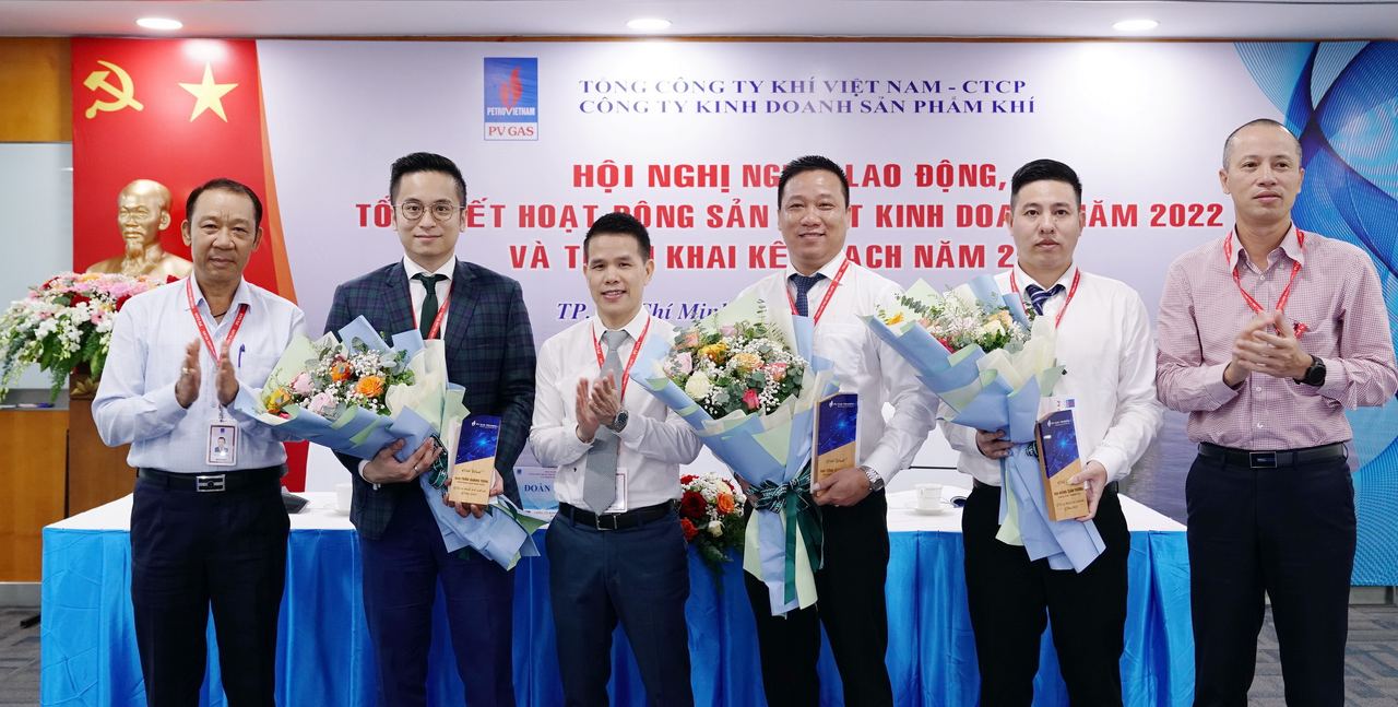PV GAS Trading: Giữ vững thị phần, hoàn thành vượt mức kế hoạch SXKD năm 2022 PV GAS Trading: Giữ vững thị phần, hoàn thành vượt mức kế hoạch SXKD năm 2022