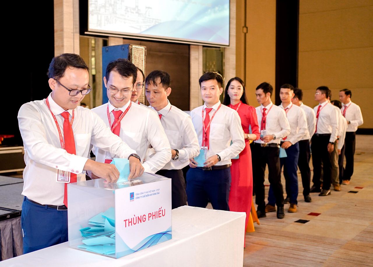 KVT TỔ CHỨC THÀNH CÔNG HỘI NGHỊ NGƯỜI LAO ĐỘNG NĂM 2022
