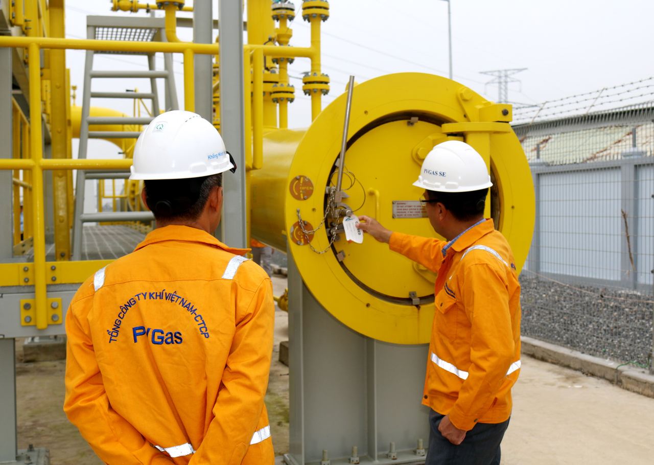 KIỂM TRA ĐỘT XUẤT CÔNG TÁC AN NINH AN TOÀN TRÊN CÁC CÔNG TRÌNH KHÍ