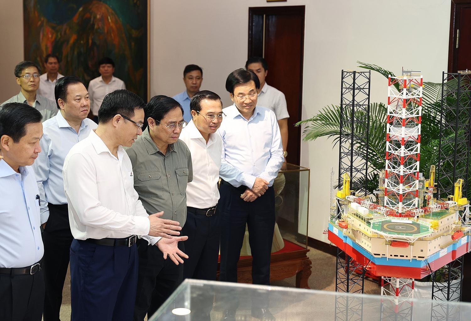 Cơ cấu lại Tập đoàn Dầu khí quốc gia Việt Nam: Kết quả và những gợi mở
