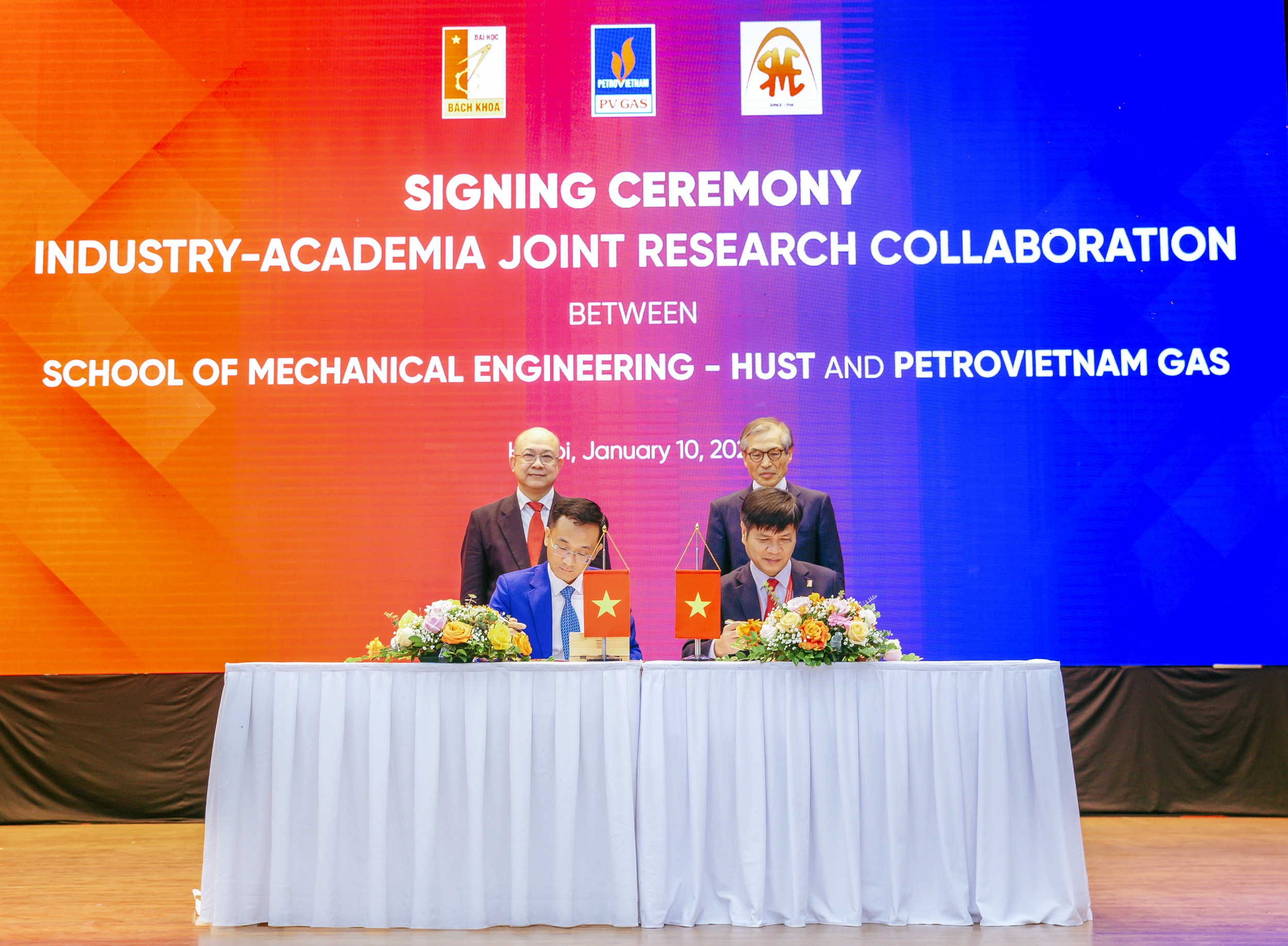 PV GAS and Hanoi University of Science and Technology sign a cooperative agreement to carry out a scientific research project