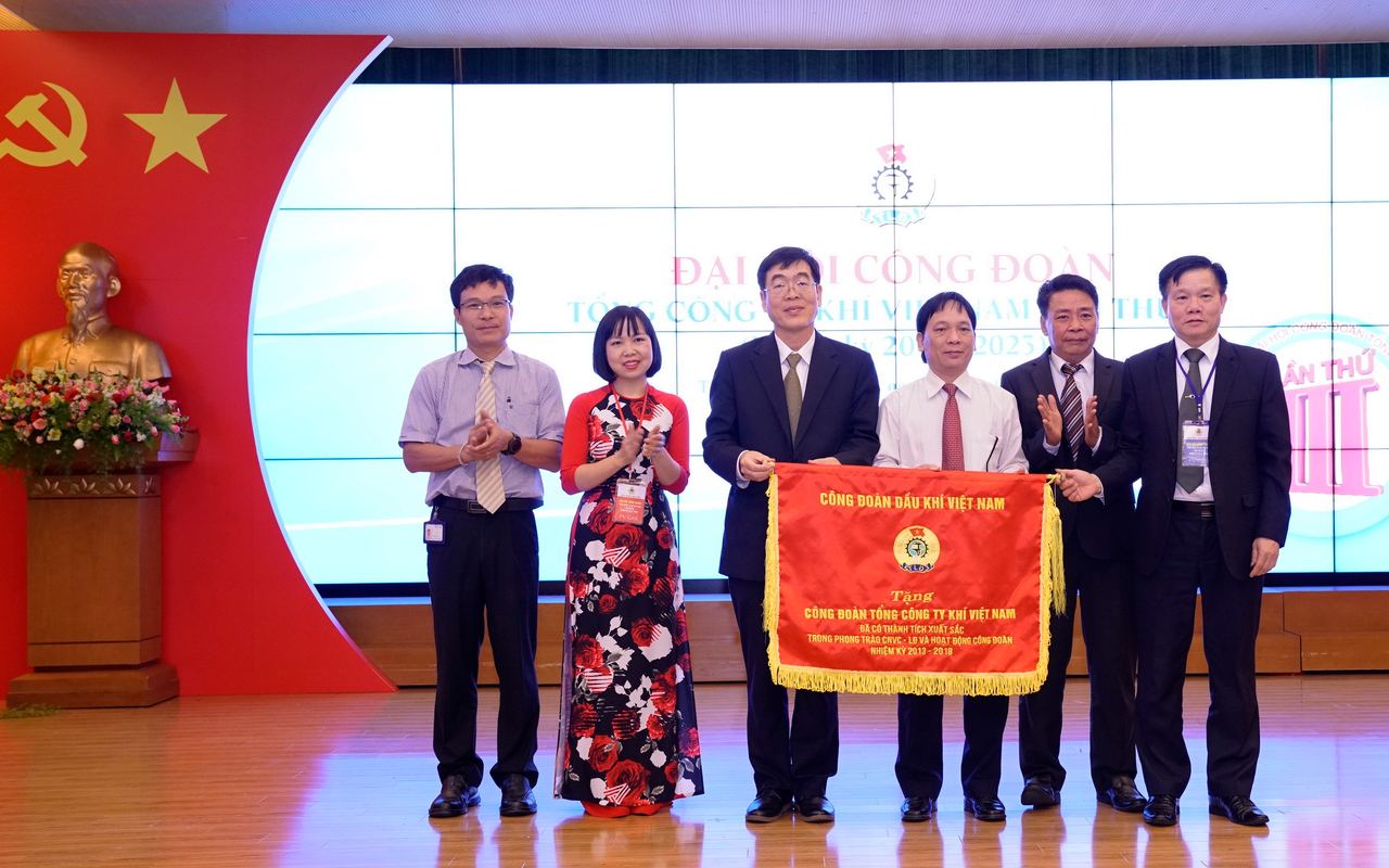 Công đoàn PV GAS phát động thi đua chào mừng Đại hội công đoàn các cấp, Đại hội IV Công đoàn Tổng công ty