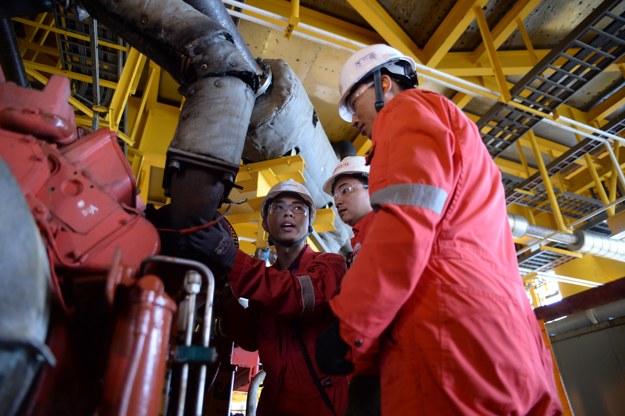 Giao ban CEO tháng 2 – 2023: Petrovietnam nỗ lực ổn định nhịp độ sản xuất kinh doanh trong tháng đầu năm Giao ban CEO tháng 2 – 2023: Petrovietnam nỗ lực ổn định nhịp độ sản xuất kinh doanh trong tháng đầu năm