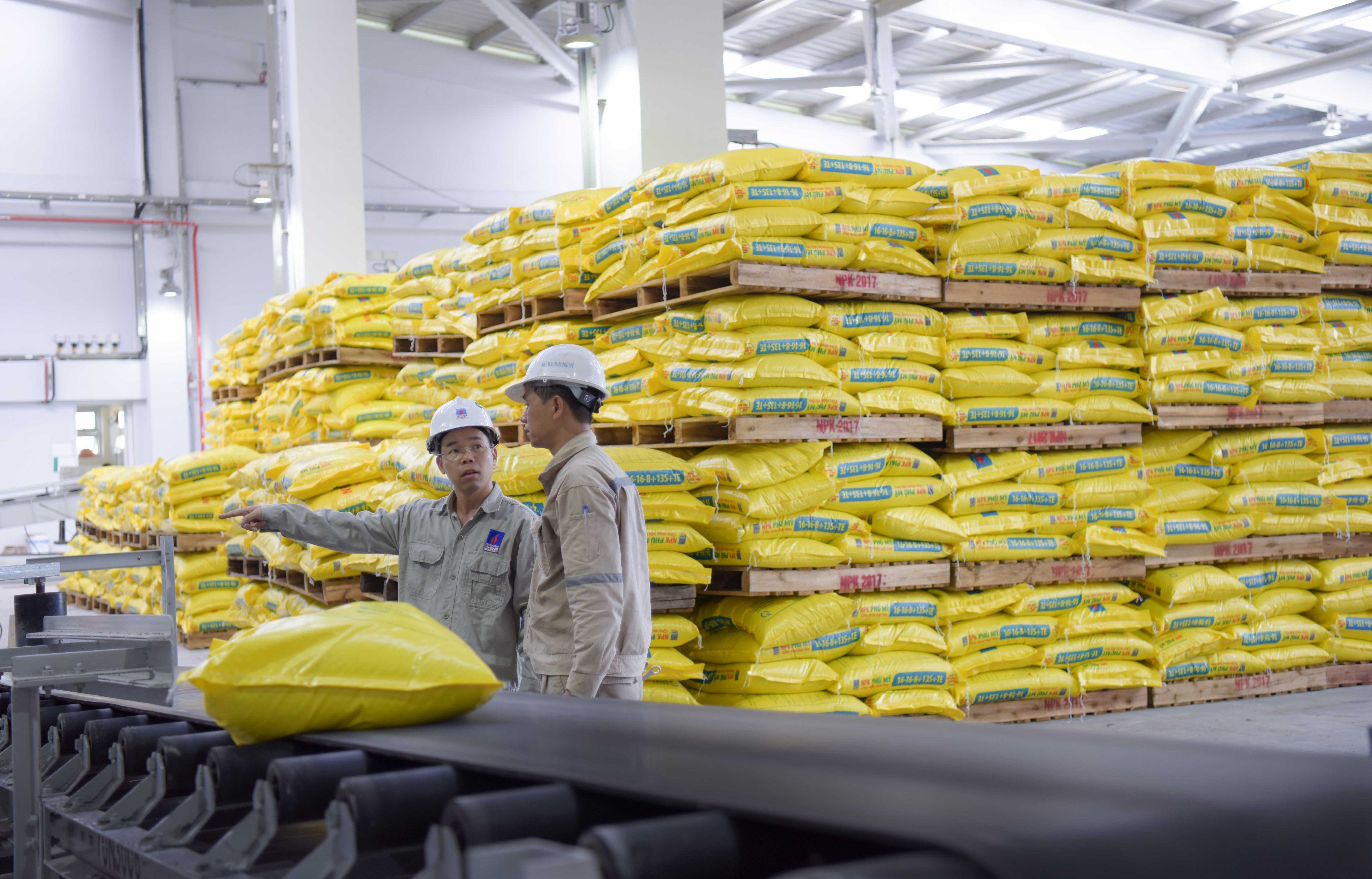 Giao ban CEO tháng 2 – 2023: Petrovietnam nỗ lực ổn định nhịp độ sản xuất kinh doanh trong tháng đầu năm Giao ban CEO tháng 2 – 2023: Petrovietnam nỗ lực ổn định nhịp độ sản xuất kinh doanh trong tháng đầu năm