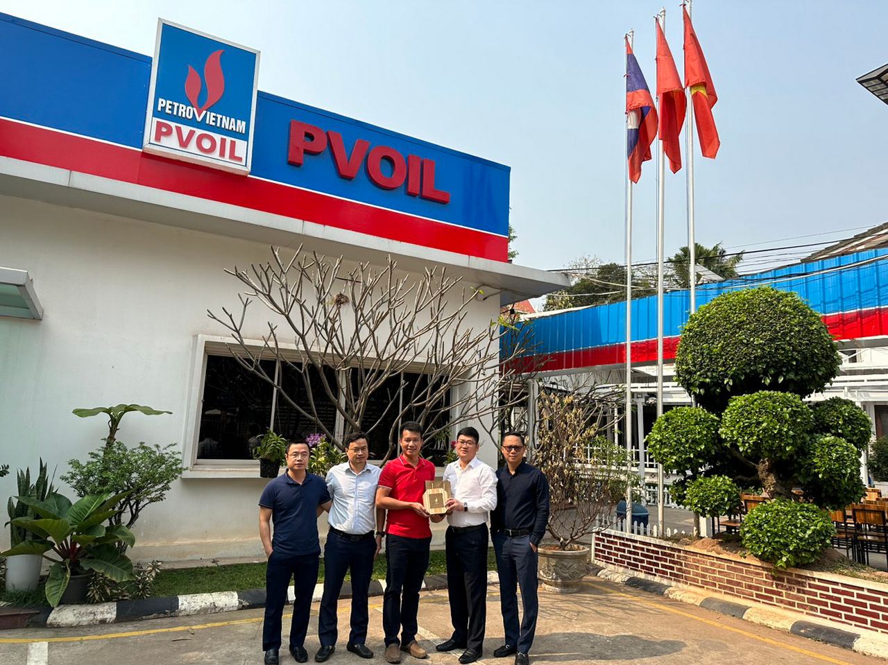 PV GAS làm việc tại Lào và gặp gỡ các công ty kinh doanh LPG tại thị trường Lào PV GAS làm việc tại Lào và gặp gỡ các công ty kinh doanh LPG tại thị trường Lào