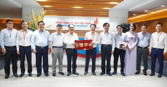 Hội Dầu khí Việt Nam làm việc với PV GAS: Định hướng tăng cường hợp tác