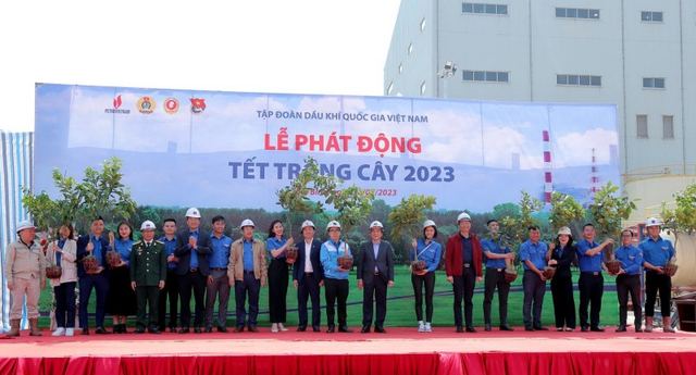 Tuổi trẻ PV GAS hưởng ứng Lễ phát động Tết trồng cây 2023