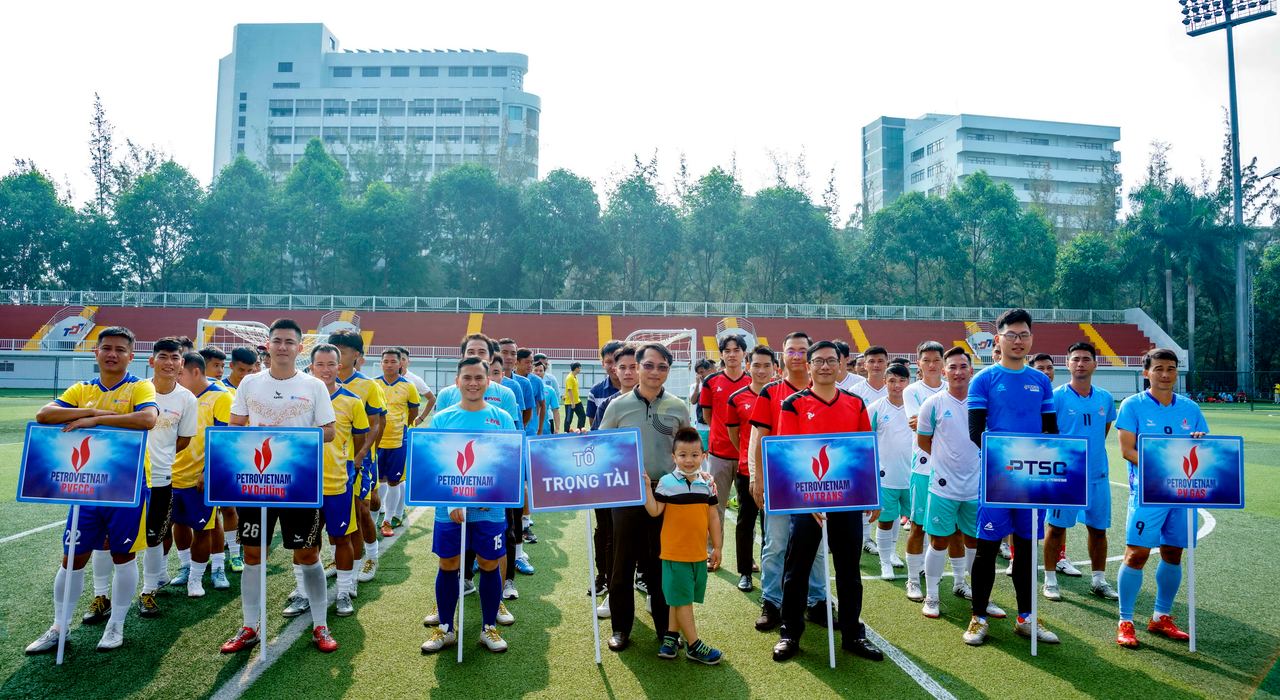Giải Bóng đá nam PV GAS mở rộng năm 2023 hứa hẹn bùng nổ với tinh thần fairplay Giải Bóng đá nam PV GAS mở rộng năm 2023 hứa hẹn bùng nổ với tinh thần fairplay