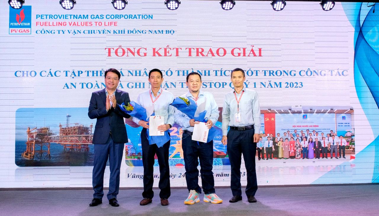 Công ty Vận chuyển Khí Đông Nam Bộ ( KĐN) tổ chức thành công hội nghị An toàn- Sức khỏe- Môi trường năm 2023 Công ty Vận chuyển Khí Đông Nam Bộ ( KĐN) tổ chức thành công hội nghị An toàn- Sức khỏe- Môi trường năm 2023