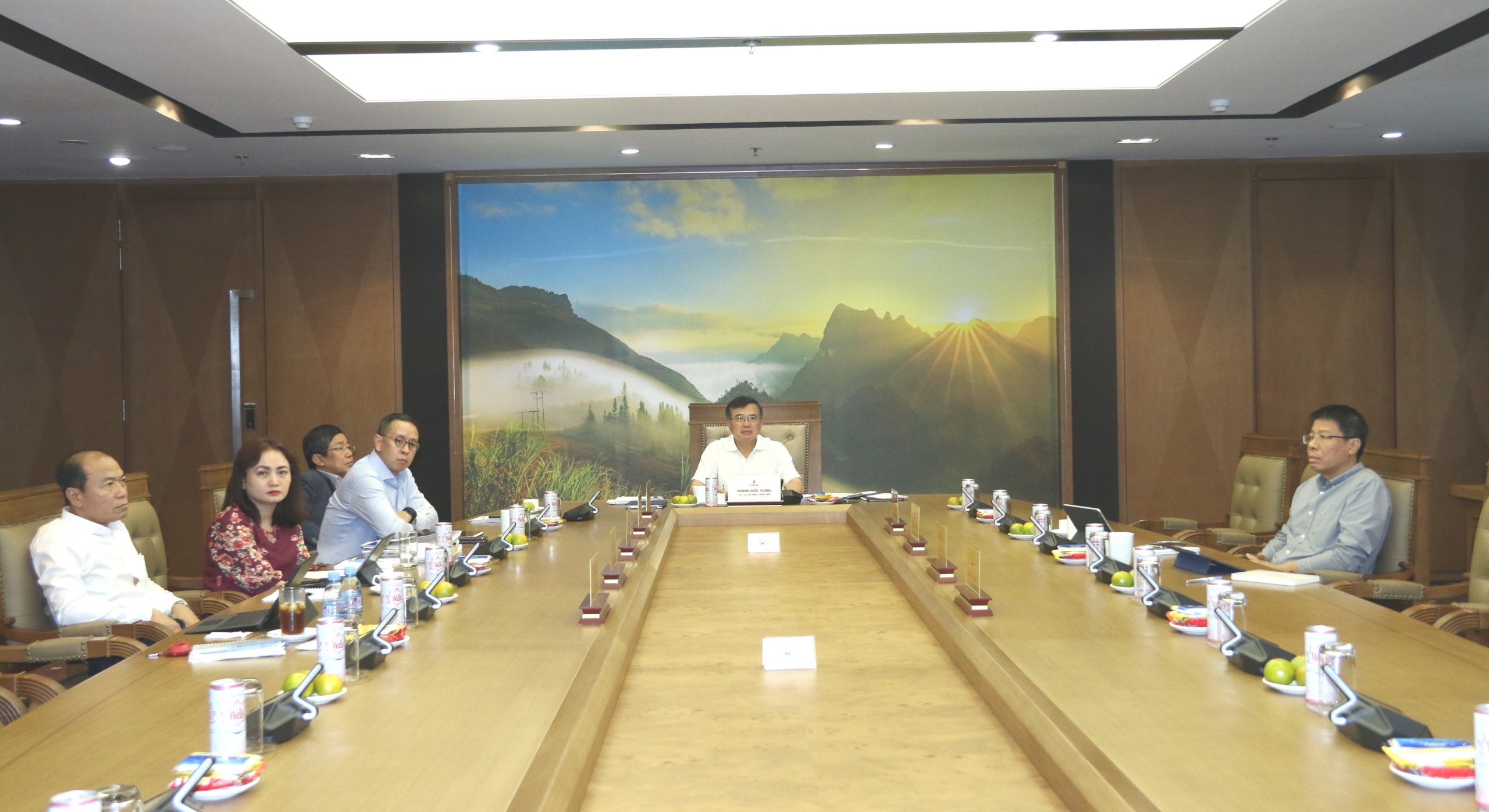 Giao ban CEO tháng 4 – 2023: Giảm thiểu tác động tiêu cực, Petrovietnam hoàn thành vượt mức các chỉ tiêu nhiệm vụ quý I/2023
