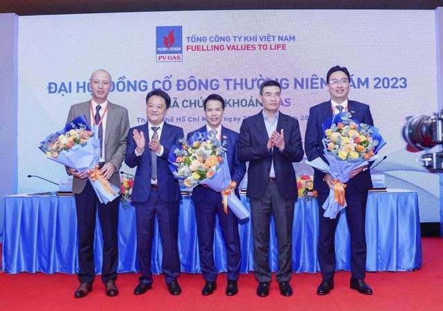 The Board of Directors at Petrovietnam Gas Joint Stock Corporation (PV GAS) announces its Resolution to elect its Chairman and the Decision to appoint the General Director The Board of Directors at Petrovietnam Gas Joint Stock Corporation (PV GAS) announces its Resolution to elect its Chairman and the Decision to appoint the General Director