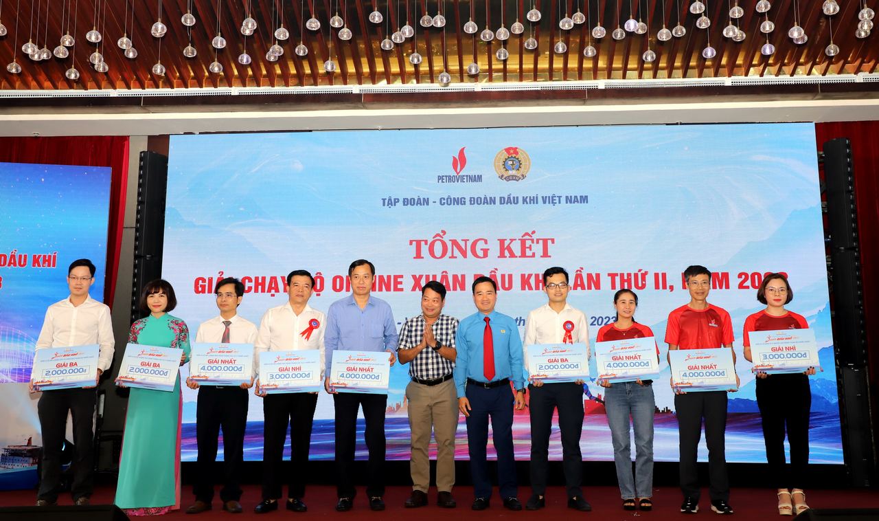 PV GAS về đích ấn tượng, đạt “cơn mưa” khen thưởng tại Giải chạy bộ online Xuân Dầu khí 2023