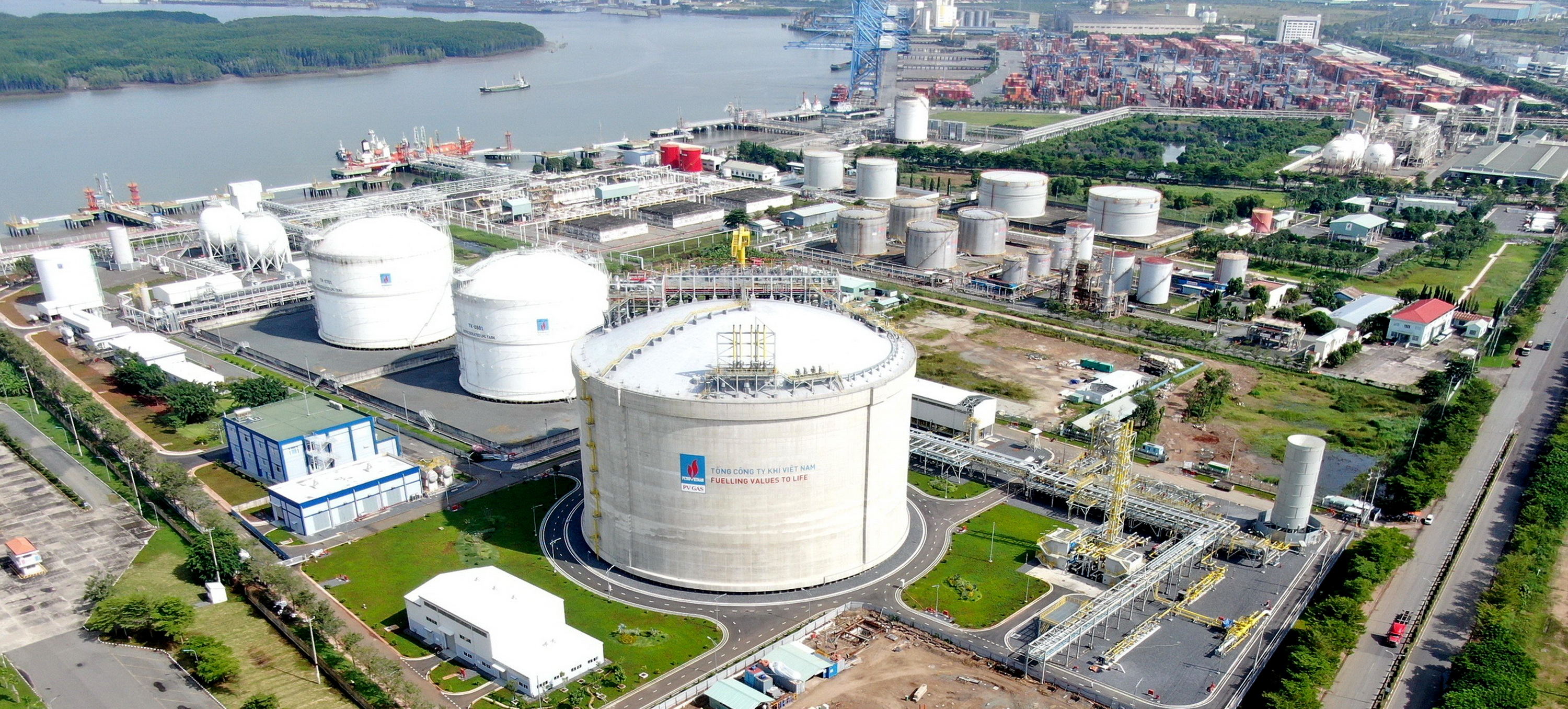 PV GAS BUYS COMMISSIONING LNG CARGO FOR VIETNAM’S FIRST LNG IMPORT TERMINAL PV GAS BUYS COMMISSIONING LNG CARGO FOR VIETNAM’S FIRST LNG IMPORT TERMINAL