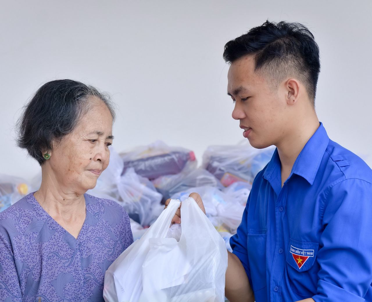Đoàn Thanh niên PV PIPE đồng hành cùng chương trình an sinh xã hội tại Gò Công Đông - Tiền Giang