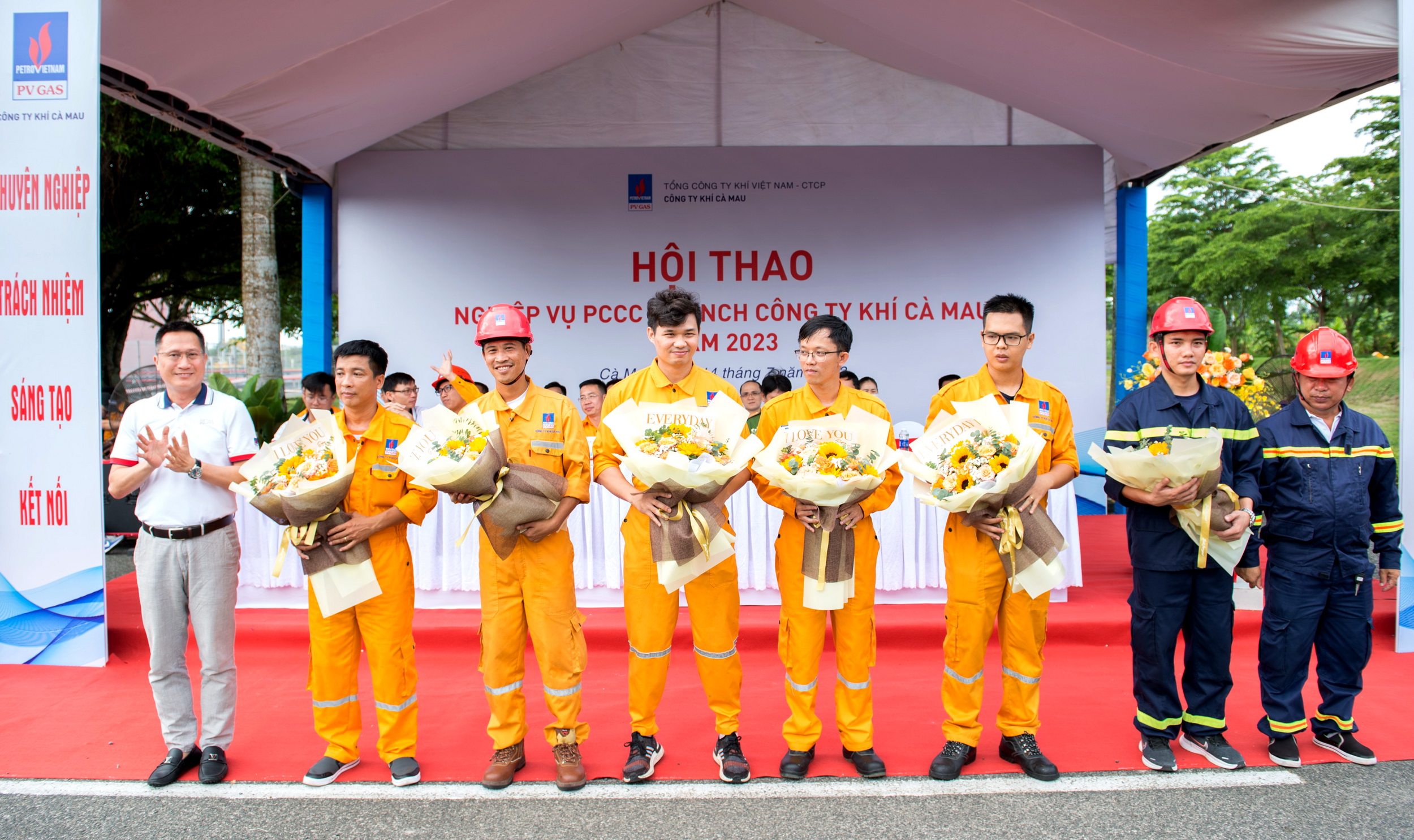 PV GAS Ca Mau Company organized Firefighting and Rescue Sports Festival 2023 PV GAS Ca Mau Company organized Firefighting and Rescue Sports Festival 2023