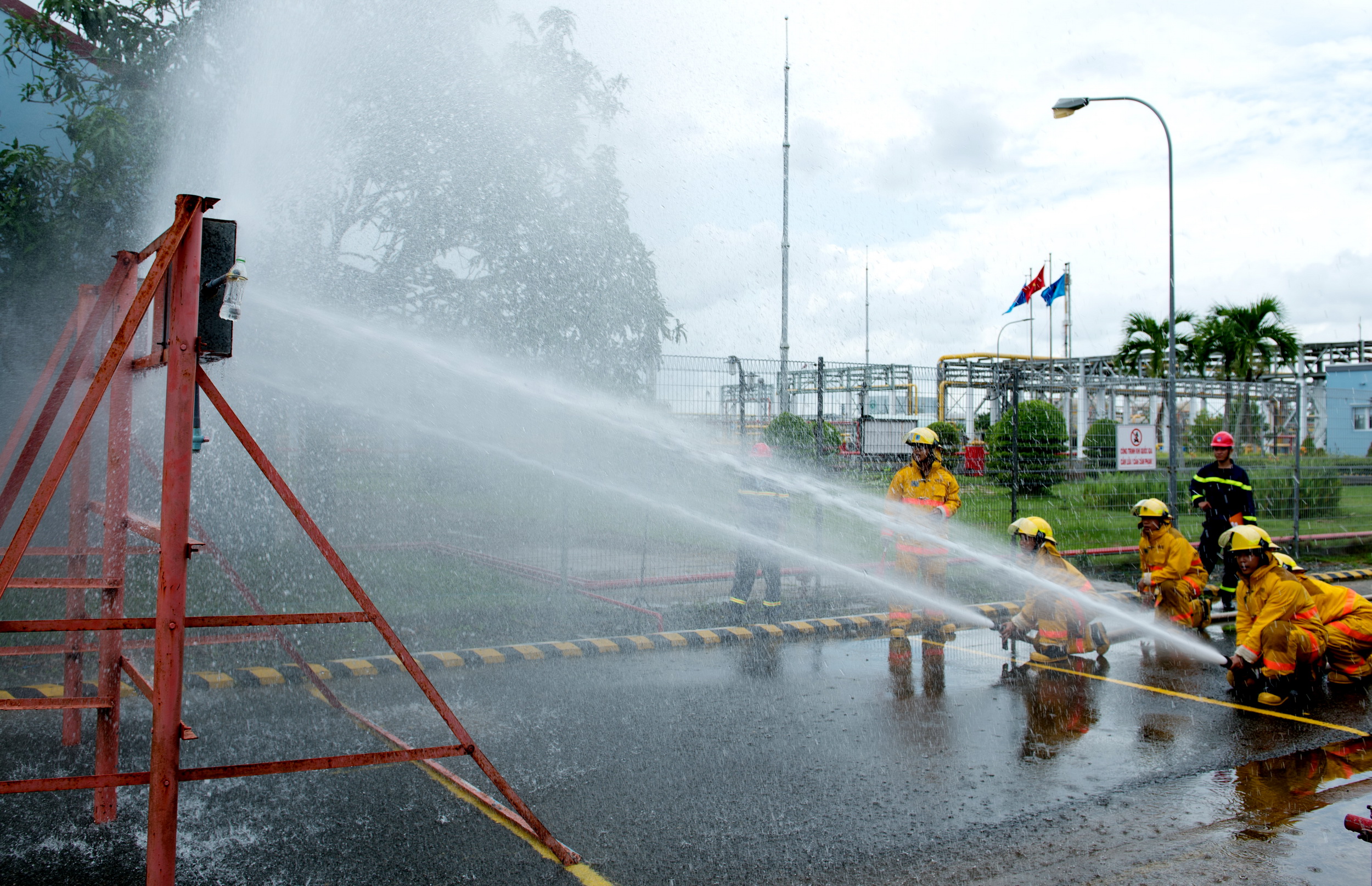 PV GAS Ca Mau Company organized Firefighting and Rescue Sports Festival 2023 PV GAS Ca Mau Company organized Firefighting and Rescue Sports Festival 2023
