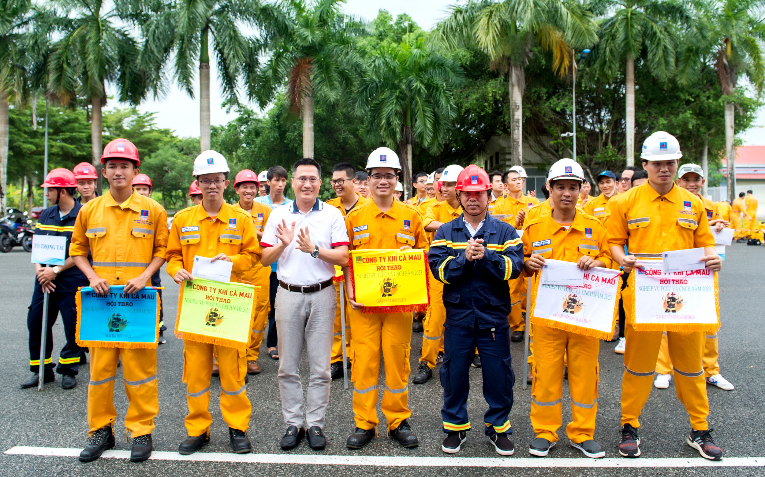 PV GAS Ca Mau Company organized Firefighting and Rescue Sports Festival 2023 PV GAS Ca Mau Company organized Firefighting and Rescue Sports Festival 2023