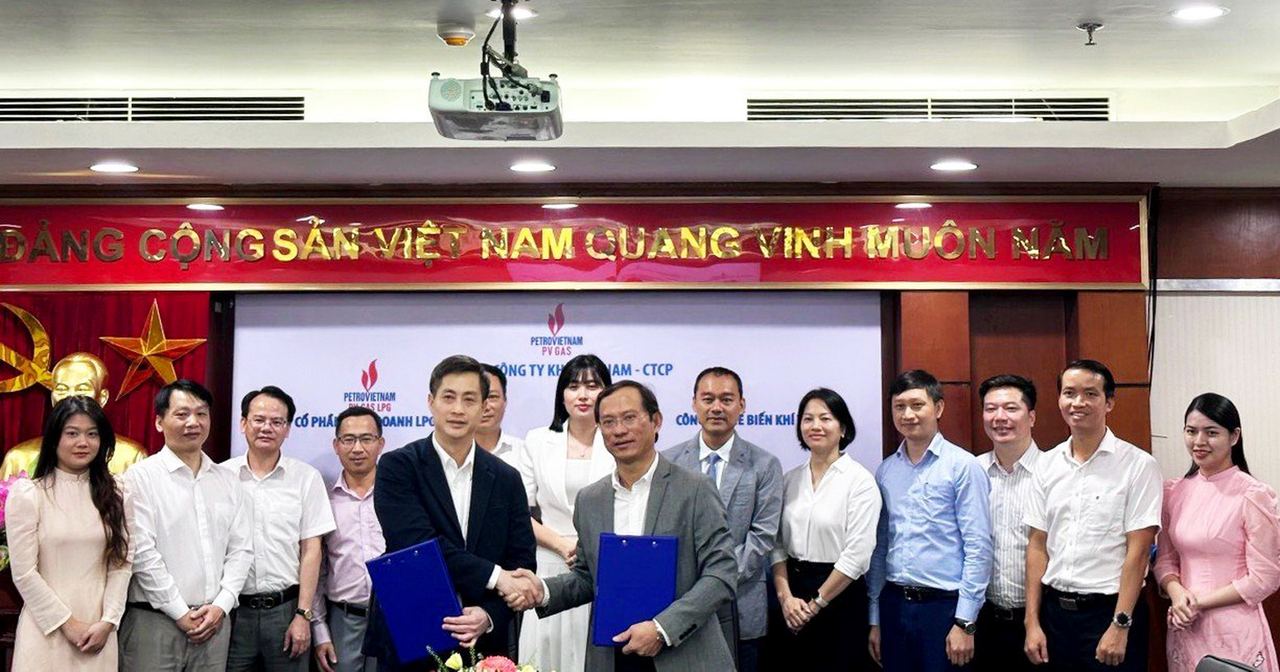 Công ty Cổ phần kinh doanh LPG Việt Nam và Công ty Chế biến Khí Vũng Tàu ký thỏa thuận hợp tác xây dựng trạm chiết nạp LPG Quảng Ngãi Công ty Cổ phần kinh doanh LPG Việt Nam và Công ty Chế biến Khí Vũng Tàu ký thỏa thuận hợp tác xây dựng trạm chiết nạp LPG Quảng Ngãi