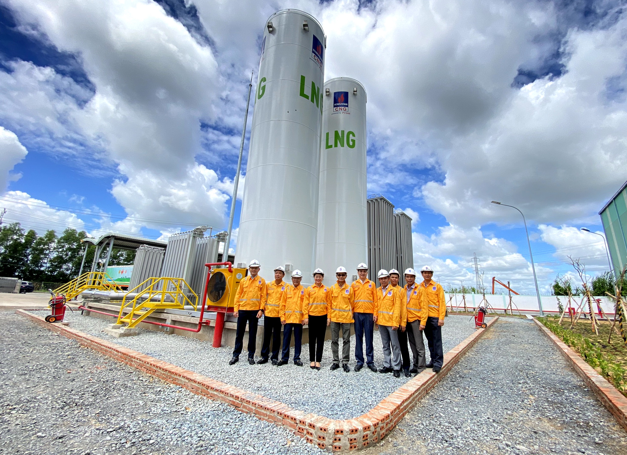 CNG Viet Nam Commissions LNG Truck Loading Facility in Long An