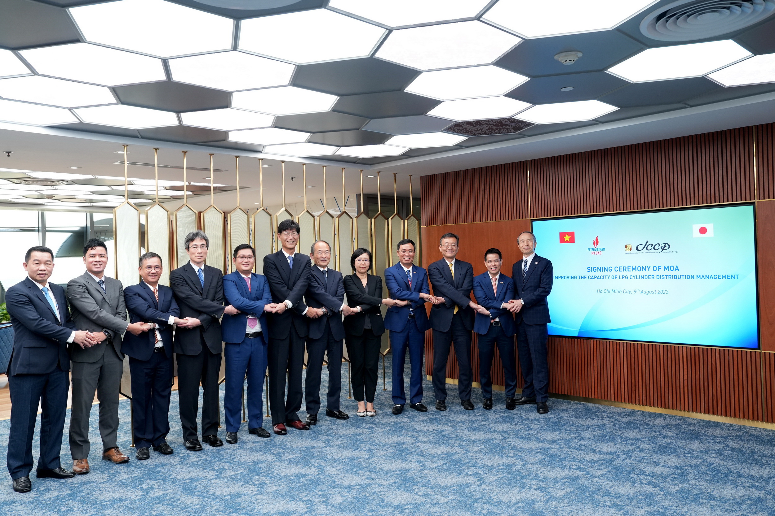 PV GAS/PV GAS LPG and JCCP: MOA Signing for Improving LPG Cylinder Distribution Management in Vietnam