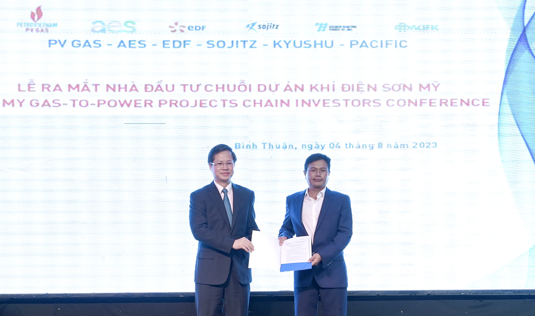 Binh Thuan Province: Introduction of investors of Son My LNG-To-Power Project