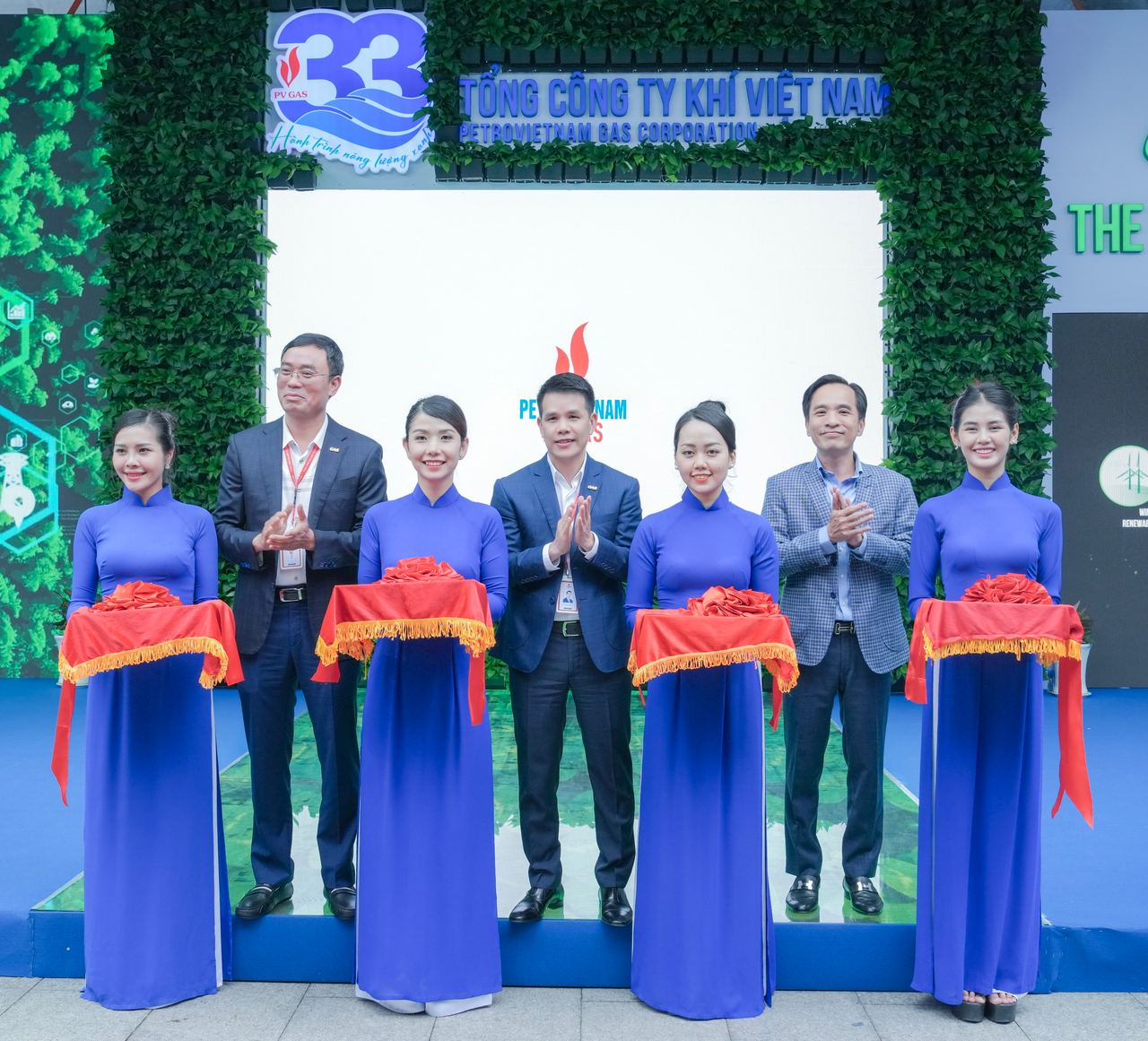 TỔNG CÔNG TY KHÍ VIỆT NAM KHAI TRƯƠNG GIAN TRIỂN LÃM “GIẢI PHÁP NĂNG LƯỢNG CHO TĂNG TRƯỞNG XANH” TẠI GRECO 2023 TỔNG CÔNG TY KHÍ VIỆT NAM KHAI TRƯƠNG GIAN TRIỂN LÃM “GIẢI PHÁP NĂNG LƯỢNG CHO TĂNG TRƯỞNG XANH” TẠI GRECO 2023