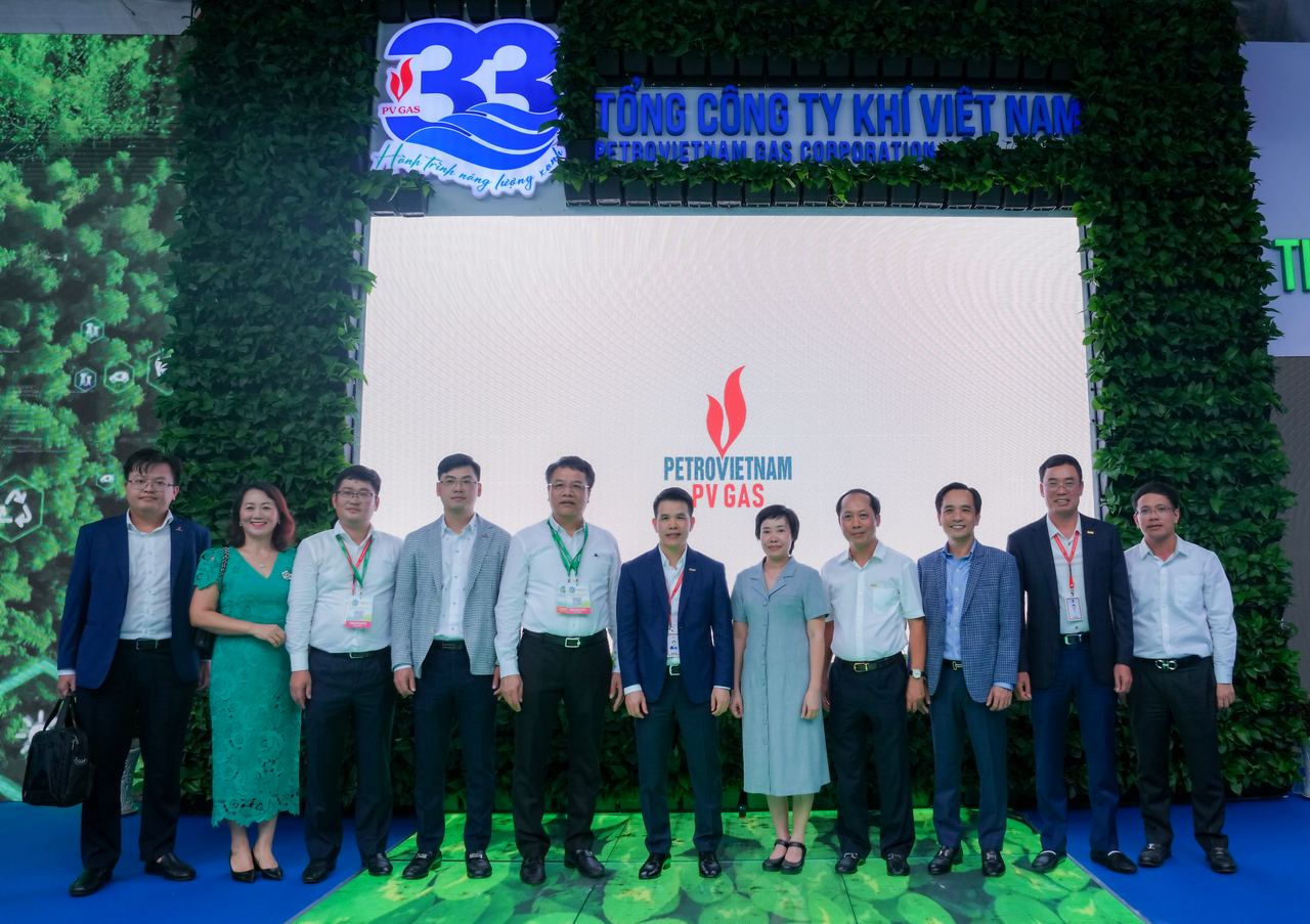 TỔNG CÔNG TY KHÍ VIỆT NAM KHAI TRƯƠNG GIAN TRIỂN LÃM “GIẢI PHÁP NĂNG LƯỢNG CHO TĂNG TRƯỞNG XANH” TẠI GRECO 2023 TỔNG CÔNG TY KHÍ VIỆT NAM KHAI TRƯƠNG GIAN TRIỂN LÃM “GIẢI PHÁP NĂNG LƯỢNG CHO TĂNG TRƯỞNG XANH” TẠI GRECO 2023