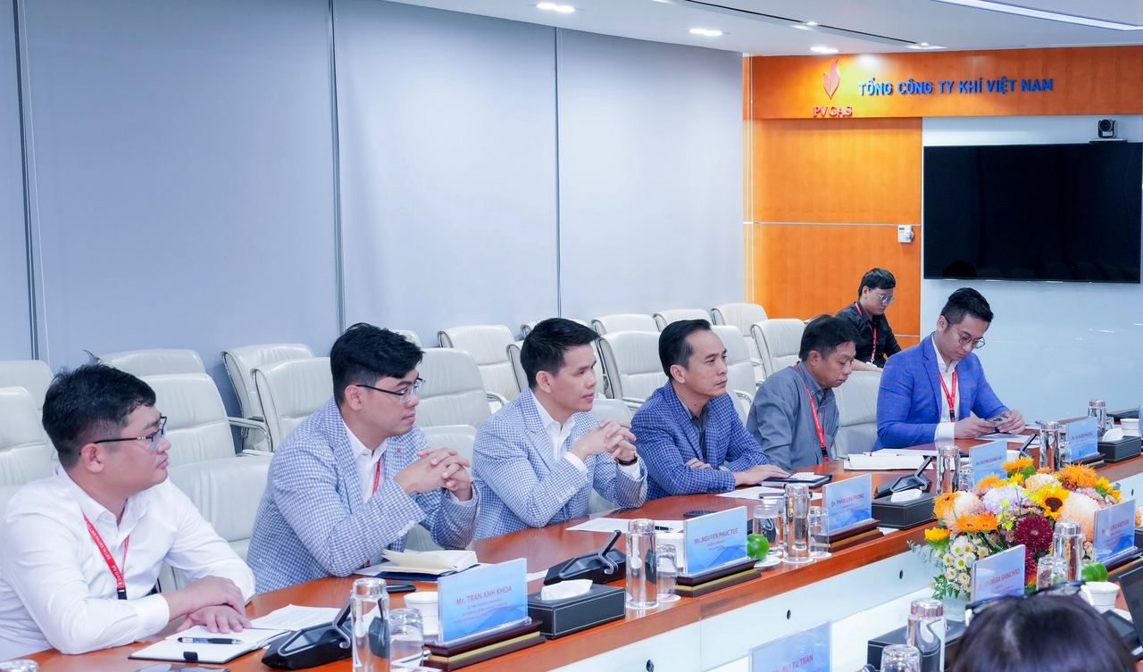 PV GAS và Tập đoàn Sumitomo trao đổi phương án hợp tác phát triển chuỗi dự án điện khí LNG