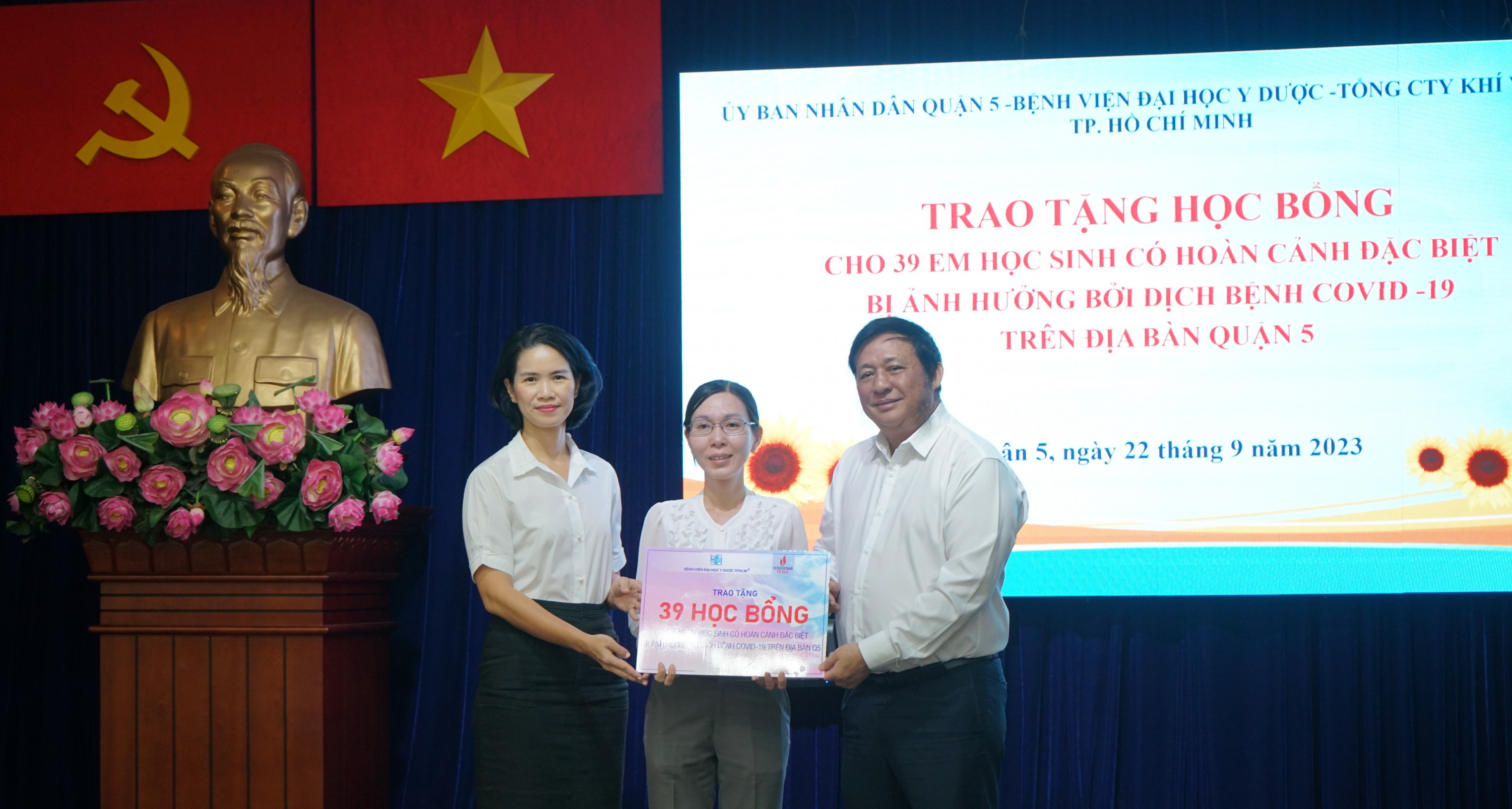 PV GAS gives a helping hand to communities in need