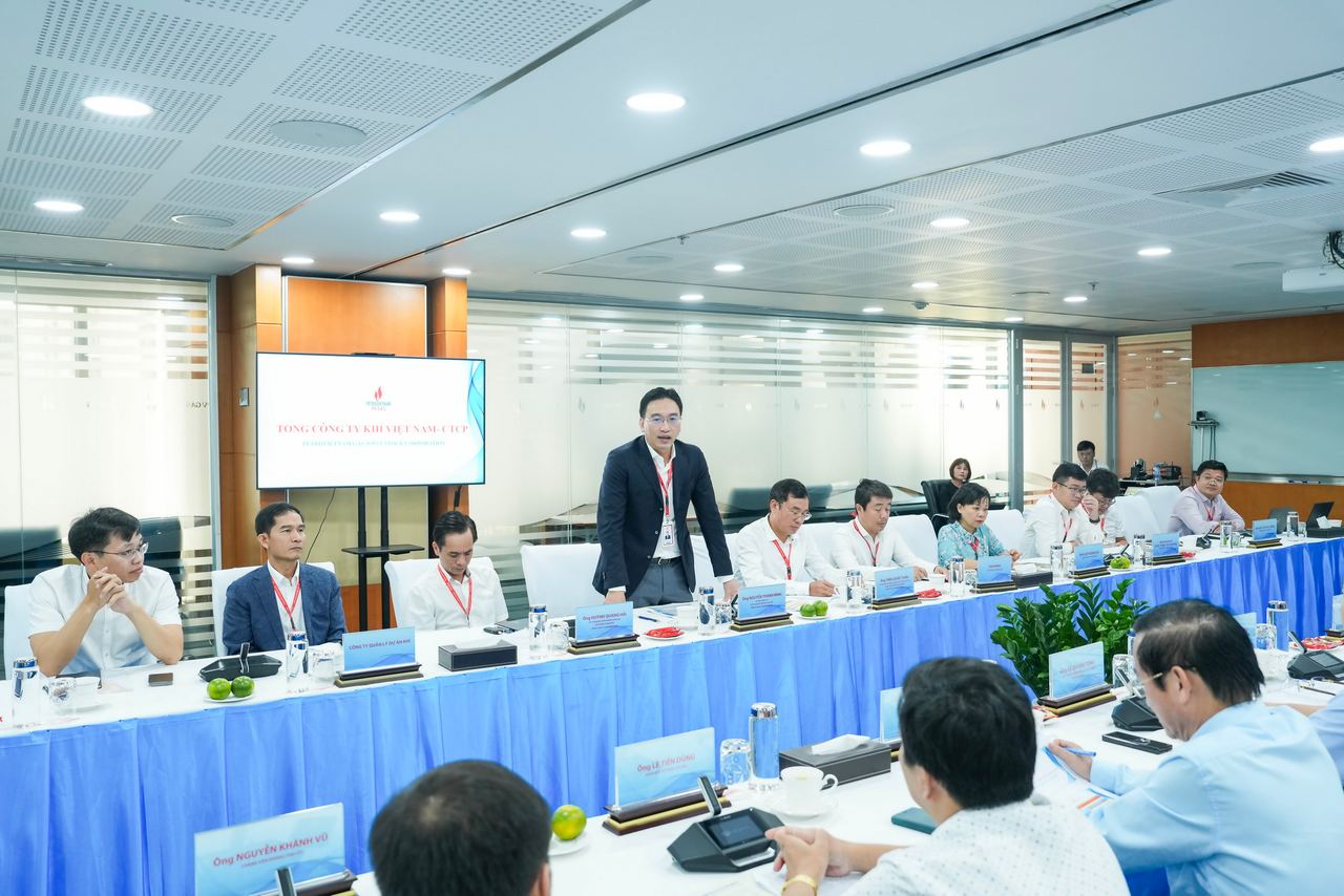 PV GAS đón tiếp và làm việc với đoàn công tác tỉnh Quảng Trị PV GAS đón tiếp và làm việc với đoàn công tác tỉnh Quảng Trị