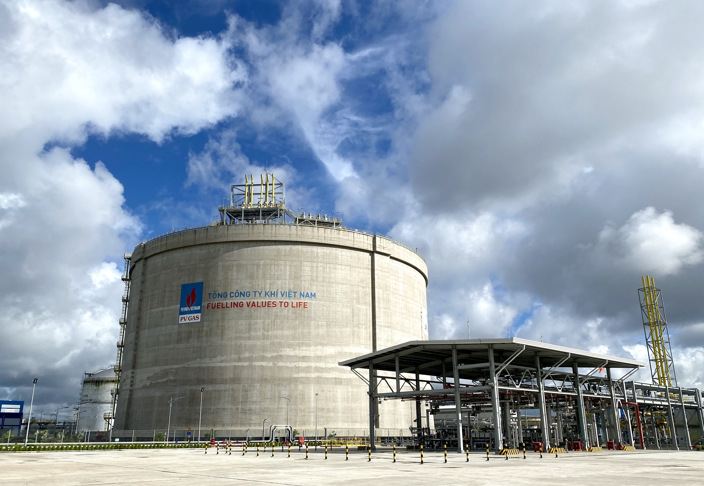 PV GAS’ Breakthrough Efforts to Bring LNG into Vietnam