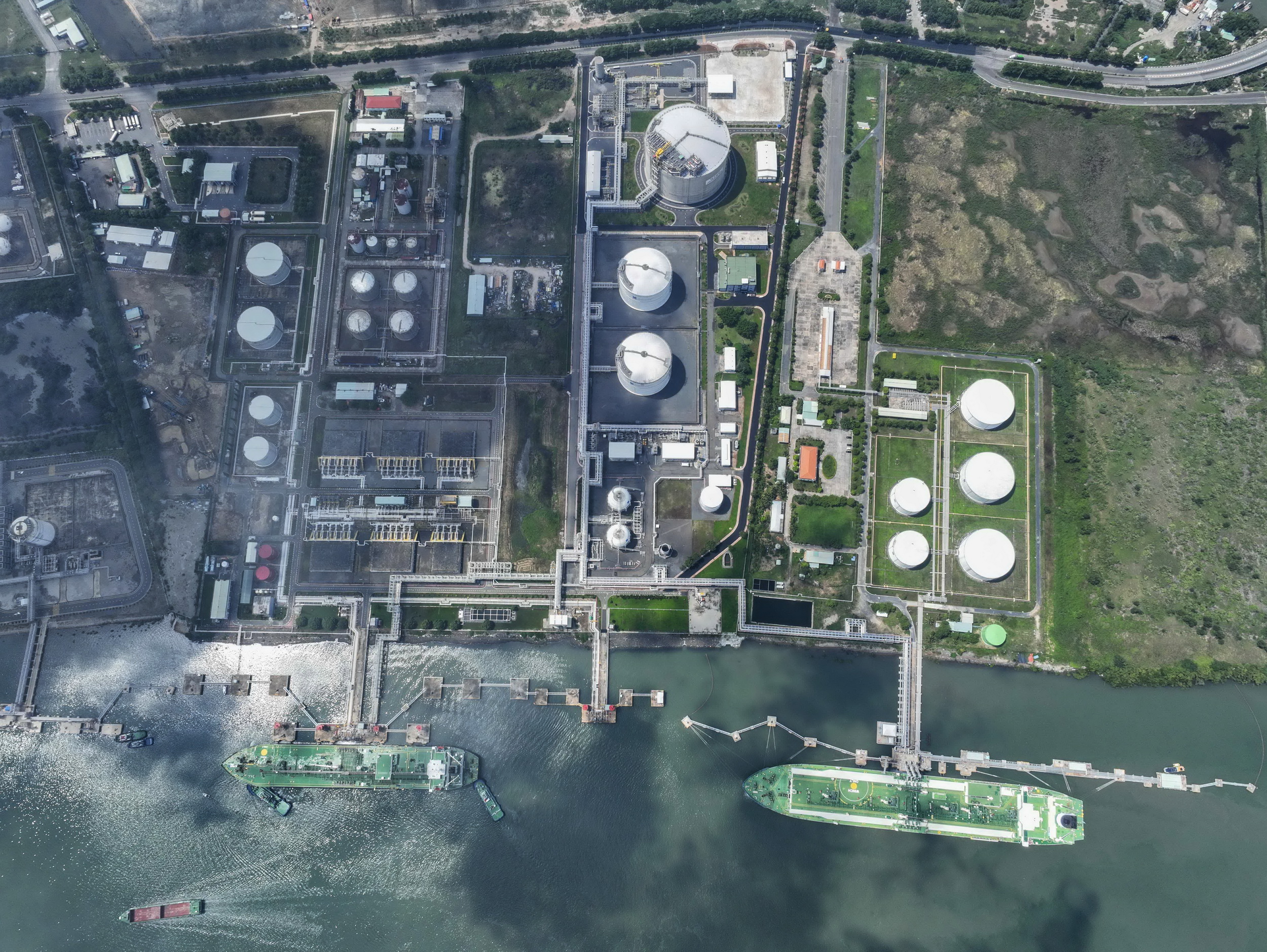 First LNG Vessel propelled Vietnam Into Global LNG Map