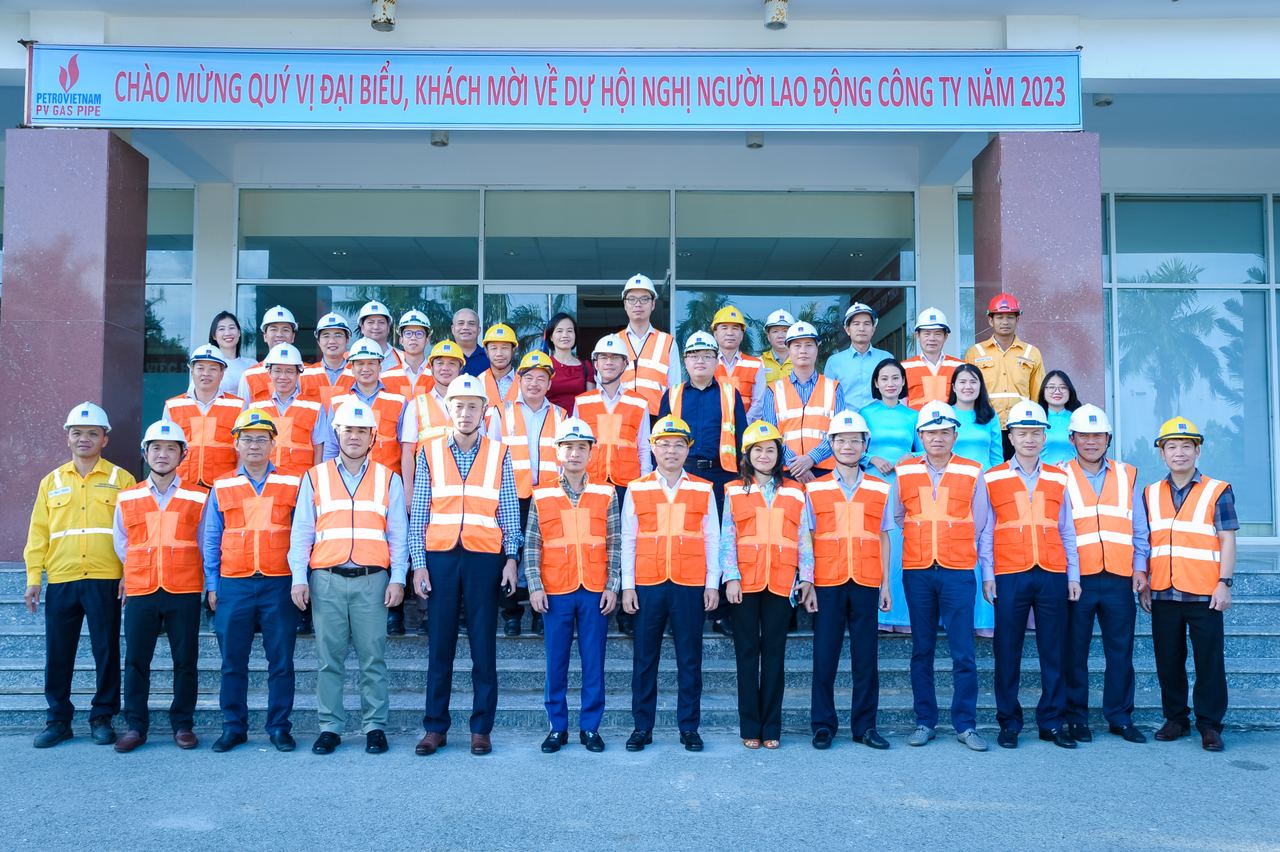 Công ty Cổ phần Sản xuất Ống thép Dầu khí Việt Nam nỗ lực vượt qua những khó khăn thách thức