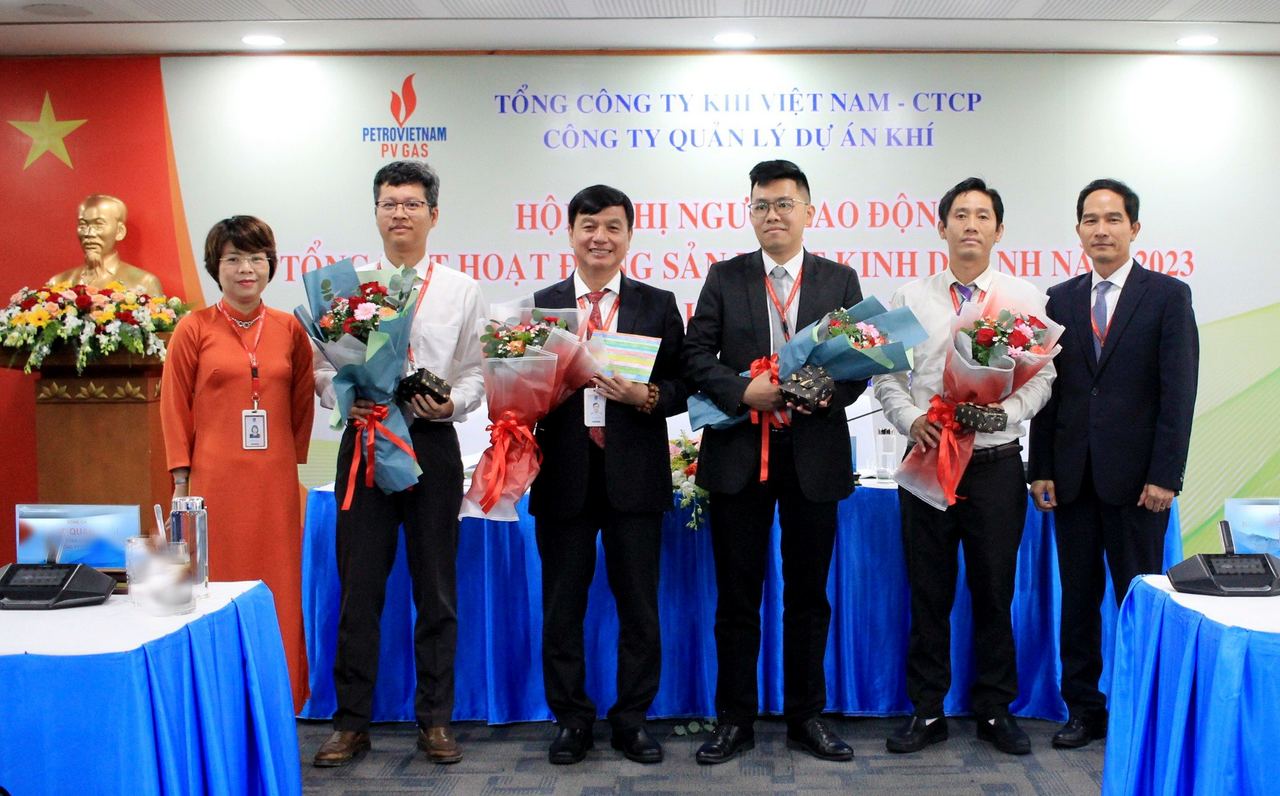 Công ty Quản lý Dự án Khí tổ chức Hội nghị Người lao động năm 2023 và triển khai kế hoạch năm 2024
