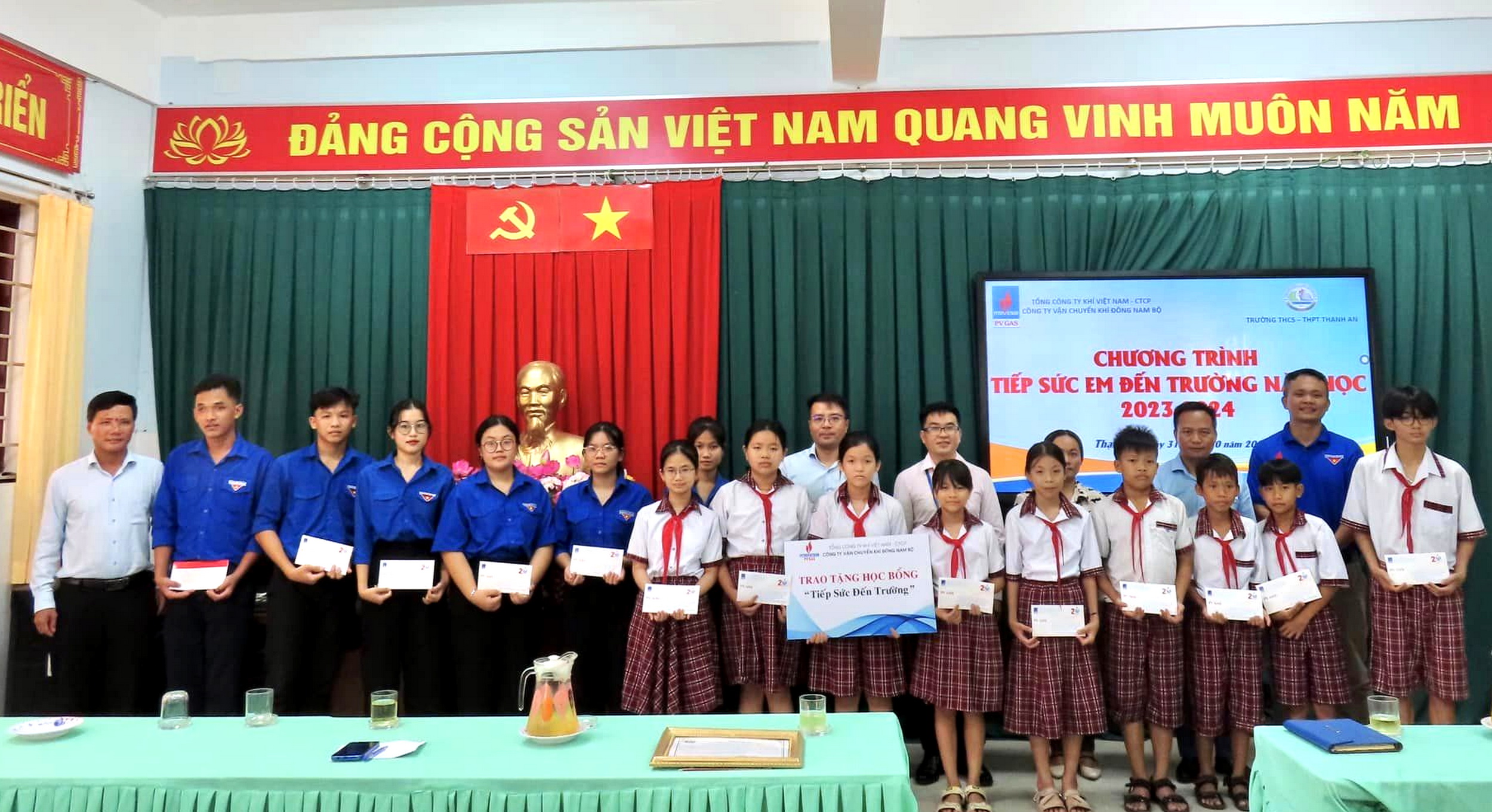 PV GAS tổ chức các chương trình an sinh xã hội thiết thực và hiệu quả PV GAS tổ chức các chương trình an sinh xã hội thiết thực và hiệu quả