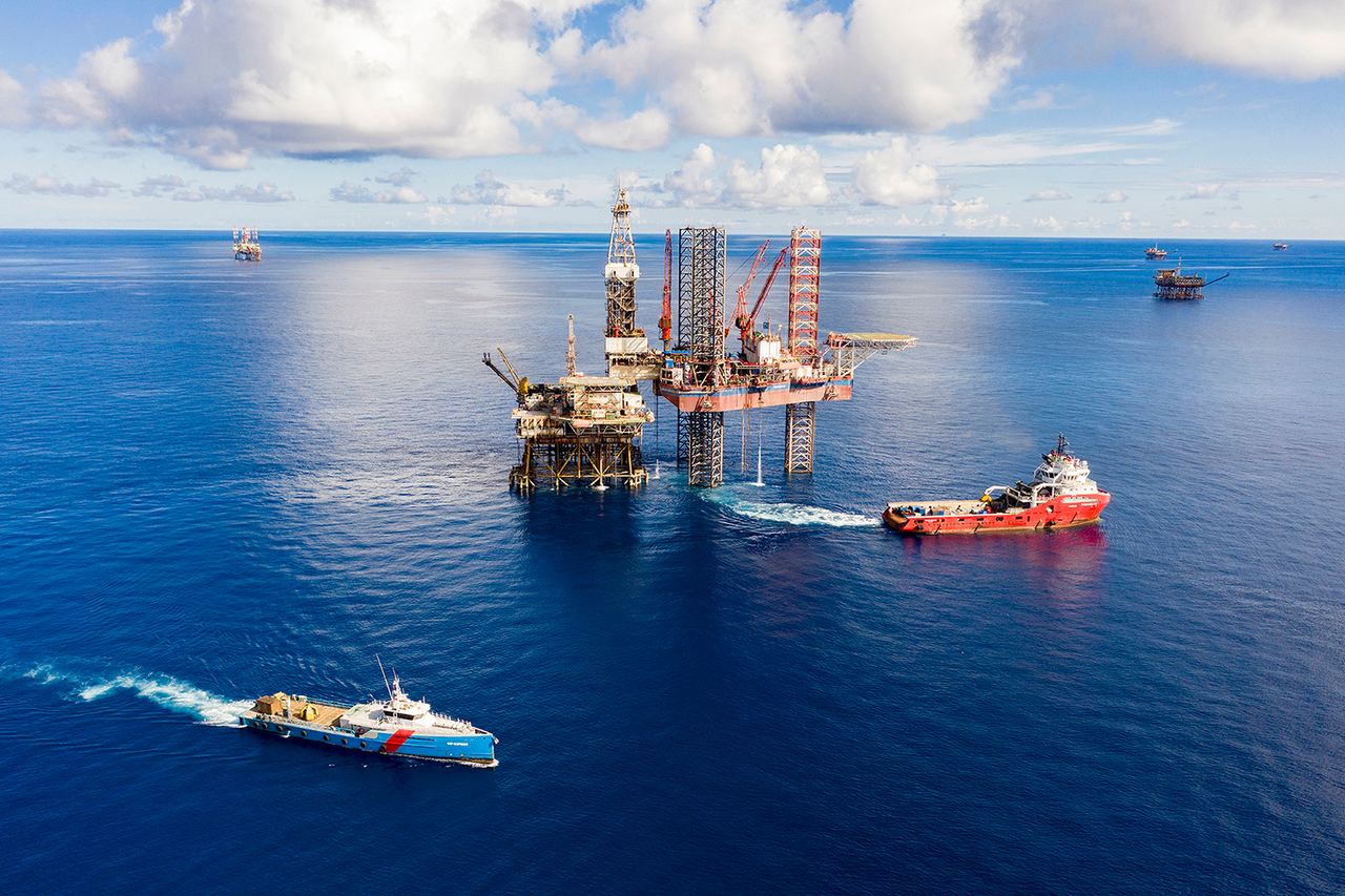 Tự hào 62 năm ngày Truyền thống ngành Dầu khí Việt Nam (27/11): Petrovietnam về đích sớm nhiều chỉ tiêu sản lượng và tài chính, hiện thực hóa khát vọng tăng trưởng