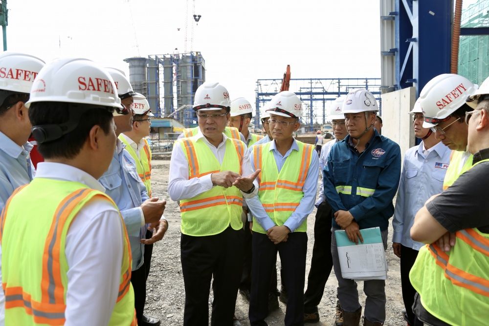 Giao ban CEO tháng 11/2023: Giá dầu giảm mạnh, doanh thu tháng 10 của Petrovietnam vẫn lập đỉnh, cao nhất từ đầu năm Giao ban CEO tháng 11/2023: Giá dầu giảm mạnh, doanh thu tháng 10 của Petrovietnam vẫn lập đỉnh, cao nhất từ đầu năm
