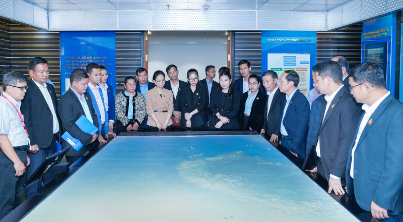 Cambodian Inspection Delegation Studies Practical Experiences at PV GAS.