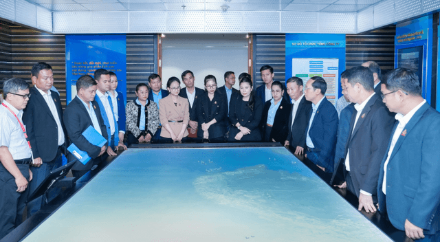 Cambodian Inspection Delegation Studies Practical Experiences at PV GAS.