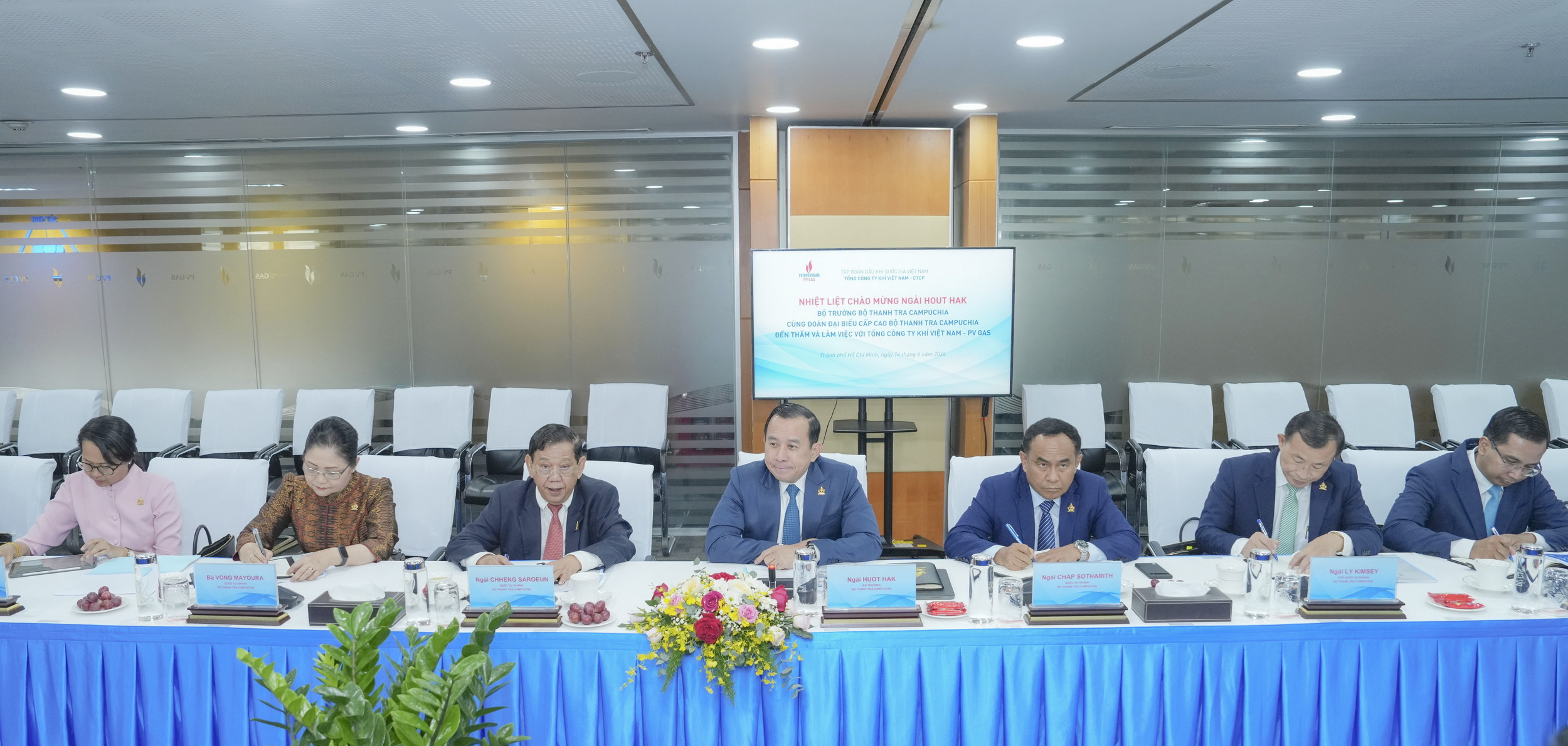 Đoàn thanh tra Campuchia nghiên cứu kinh nghiệm thực tiễn tại PV GAS