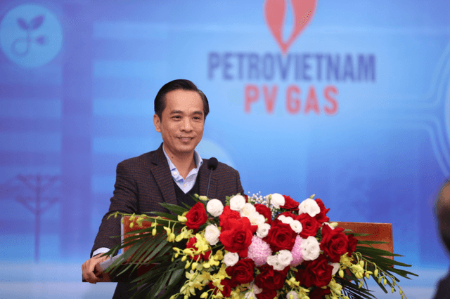Opportunities and Challenges for the Development of LNG Power Generation in Vietnam